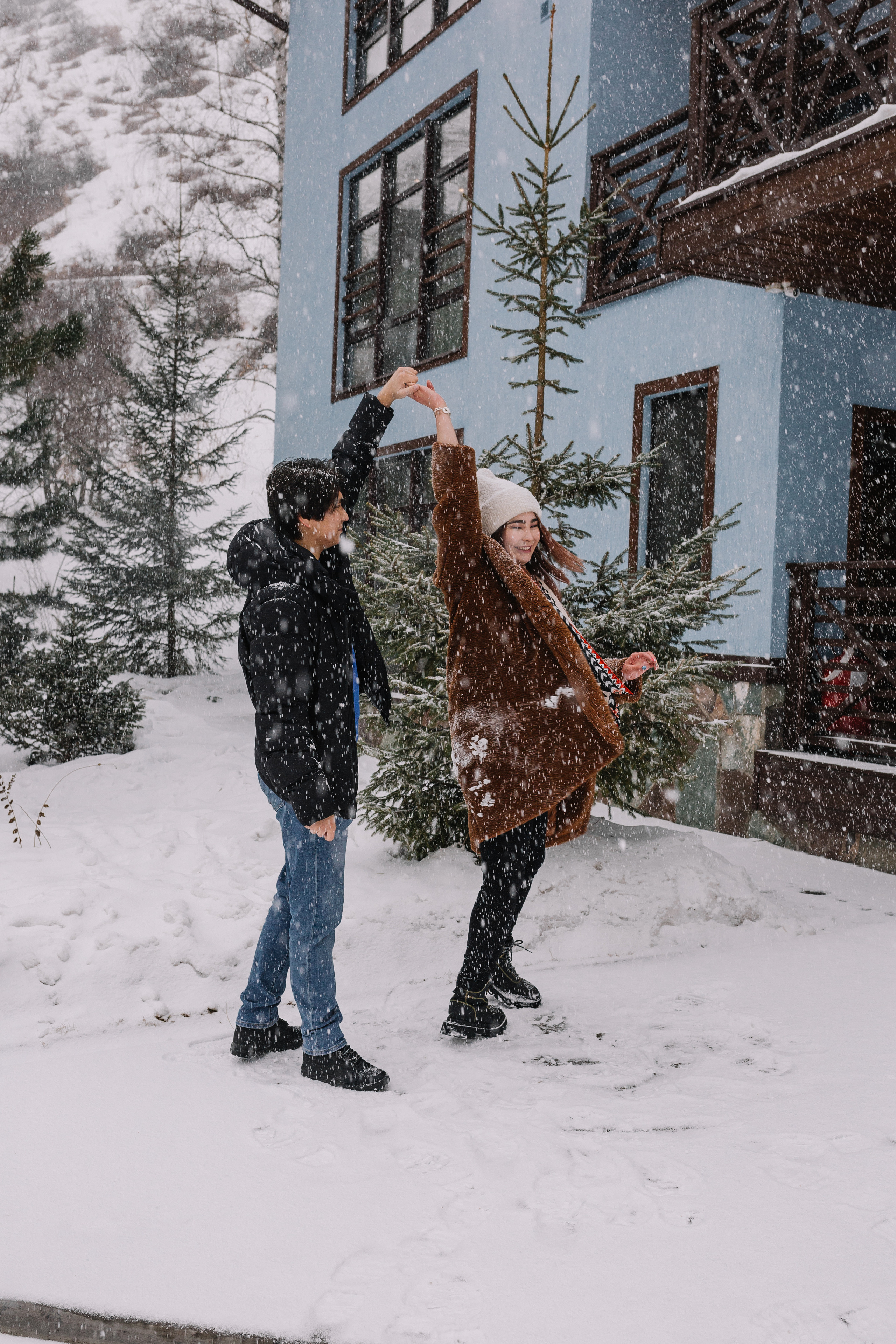 Love Story. Свадебный и семейный фотограф в Алматы Laura Dosmann