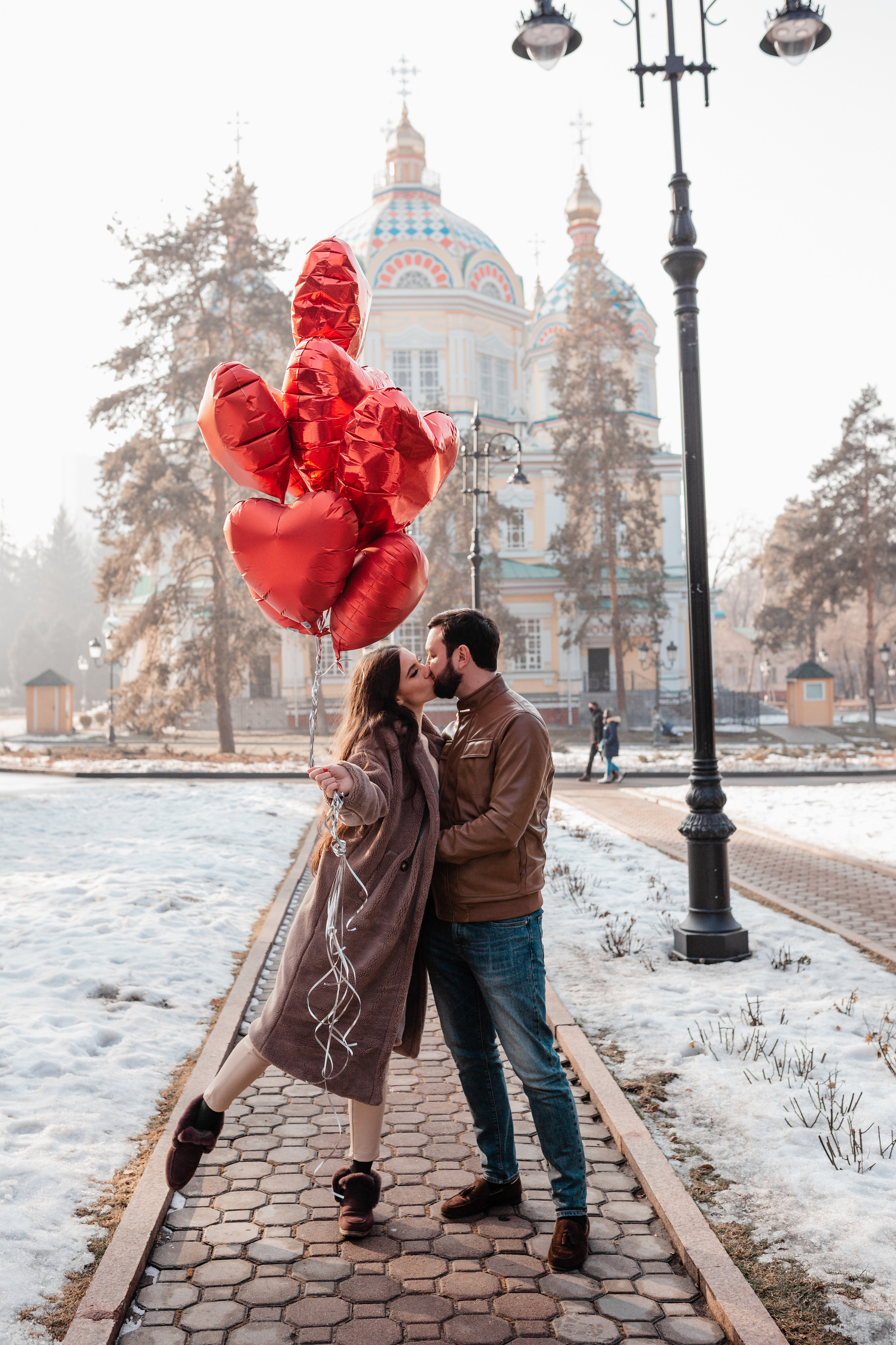 Love Story. Свадебный и семейный фотограф в Алматы Laura Dosmann