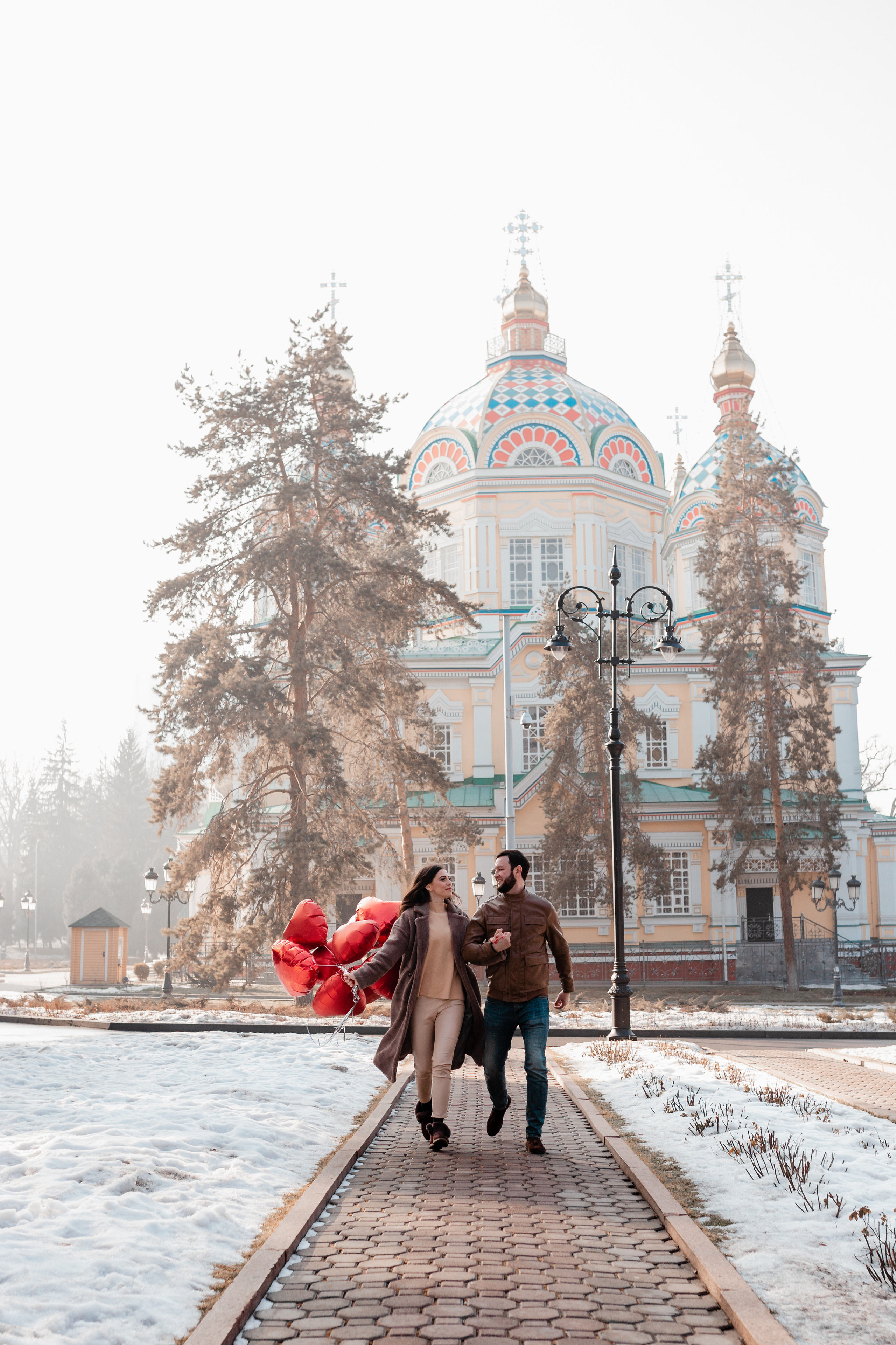 Love Story. Свадебный и семейный фотограф в Алматы Laura Dosmann