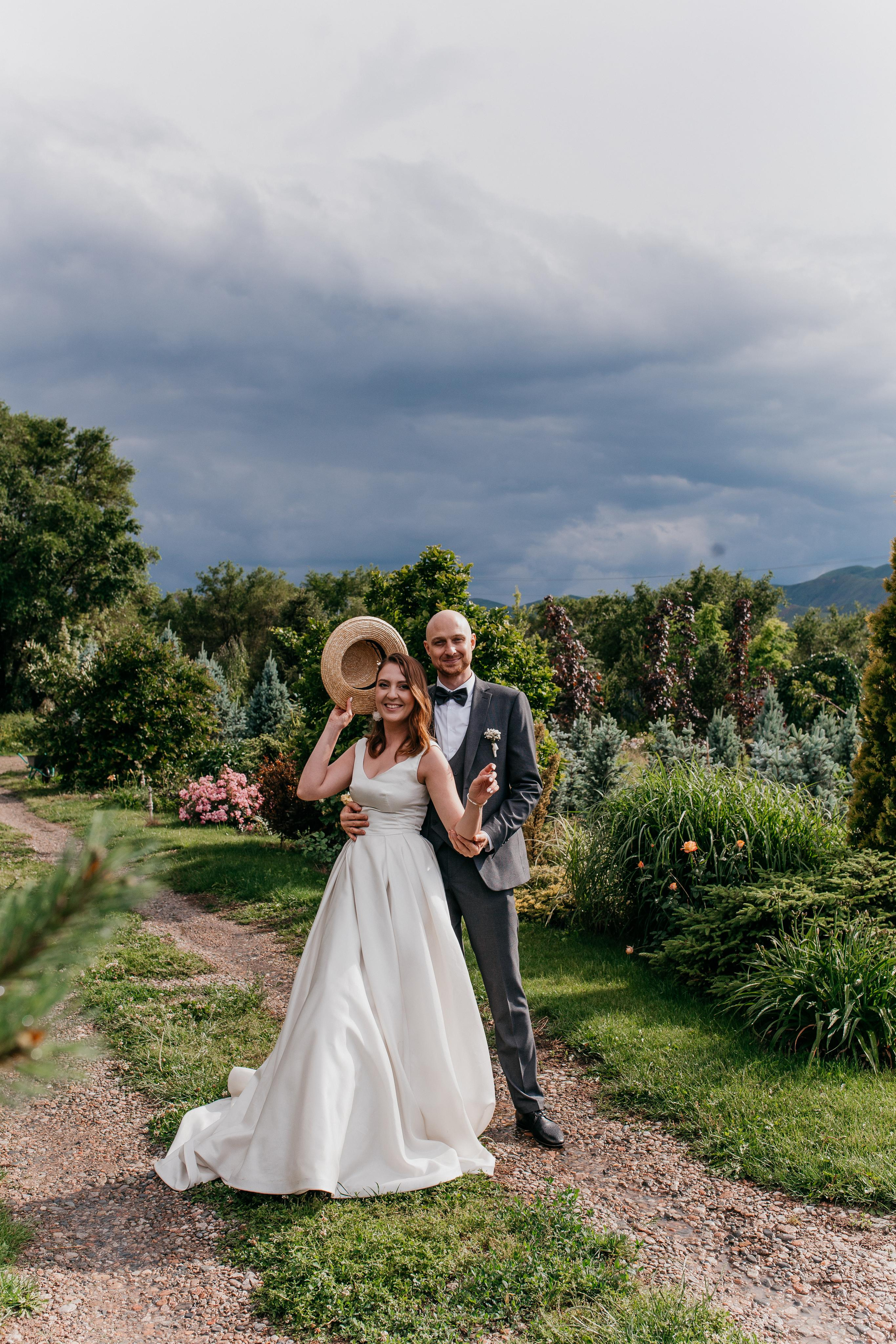 Погода была ужасная, Невеста была прекрасная)))). Свадебный и семейный фотограф в Алматы Laura Dosmann