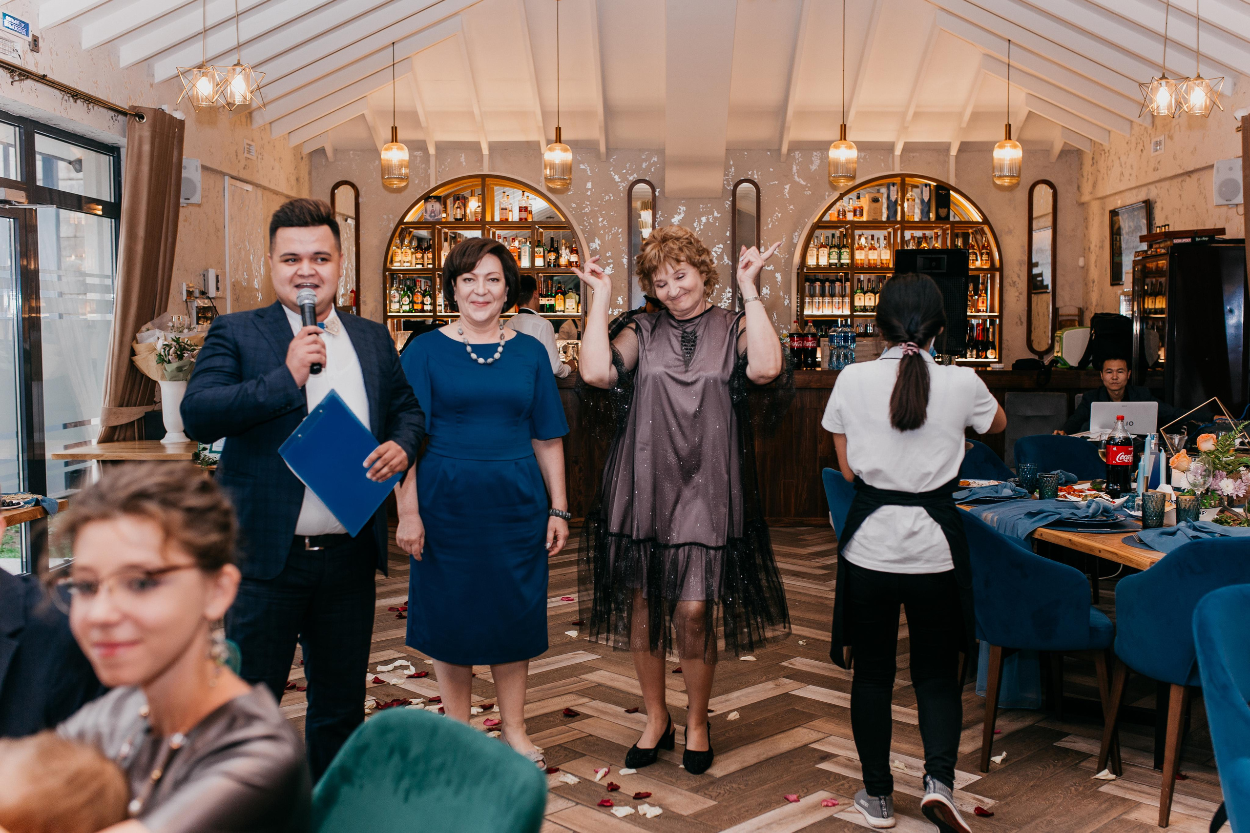 Погода была ужасная, Невеста была прекрасная)))). Свадебный и семейный фотограф в Алматы Laura Dosmann