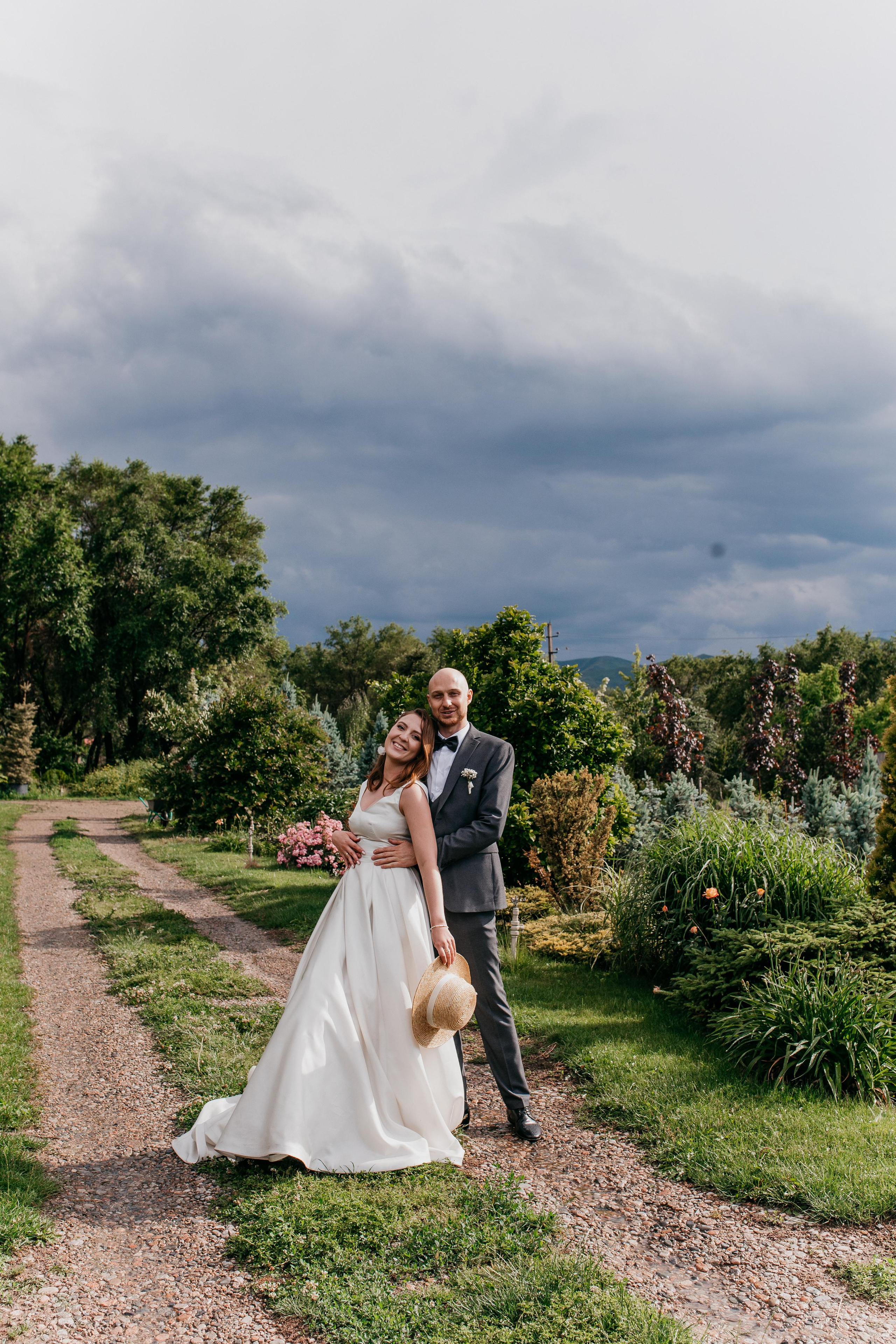 Погода была ужасная, Невеста была прекрасная)))). Свадебный и семейный фотограф в Алматы Laura Dosmann