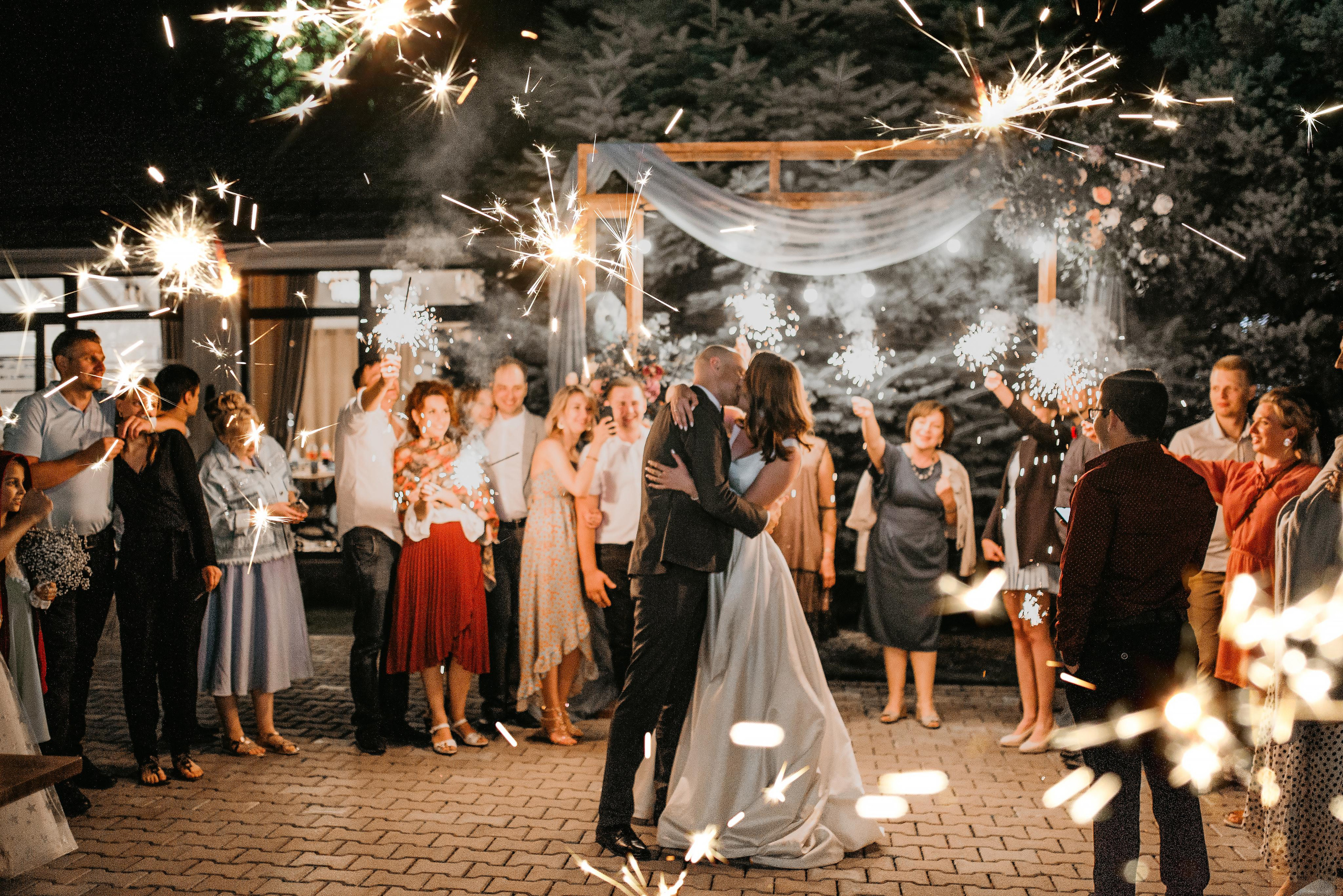 Погода была ужасная, Невеста была прекрасная)))). Свадебный и семейный фотограф в Алматы Laura Dosmann