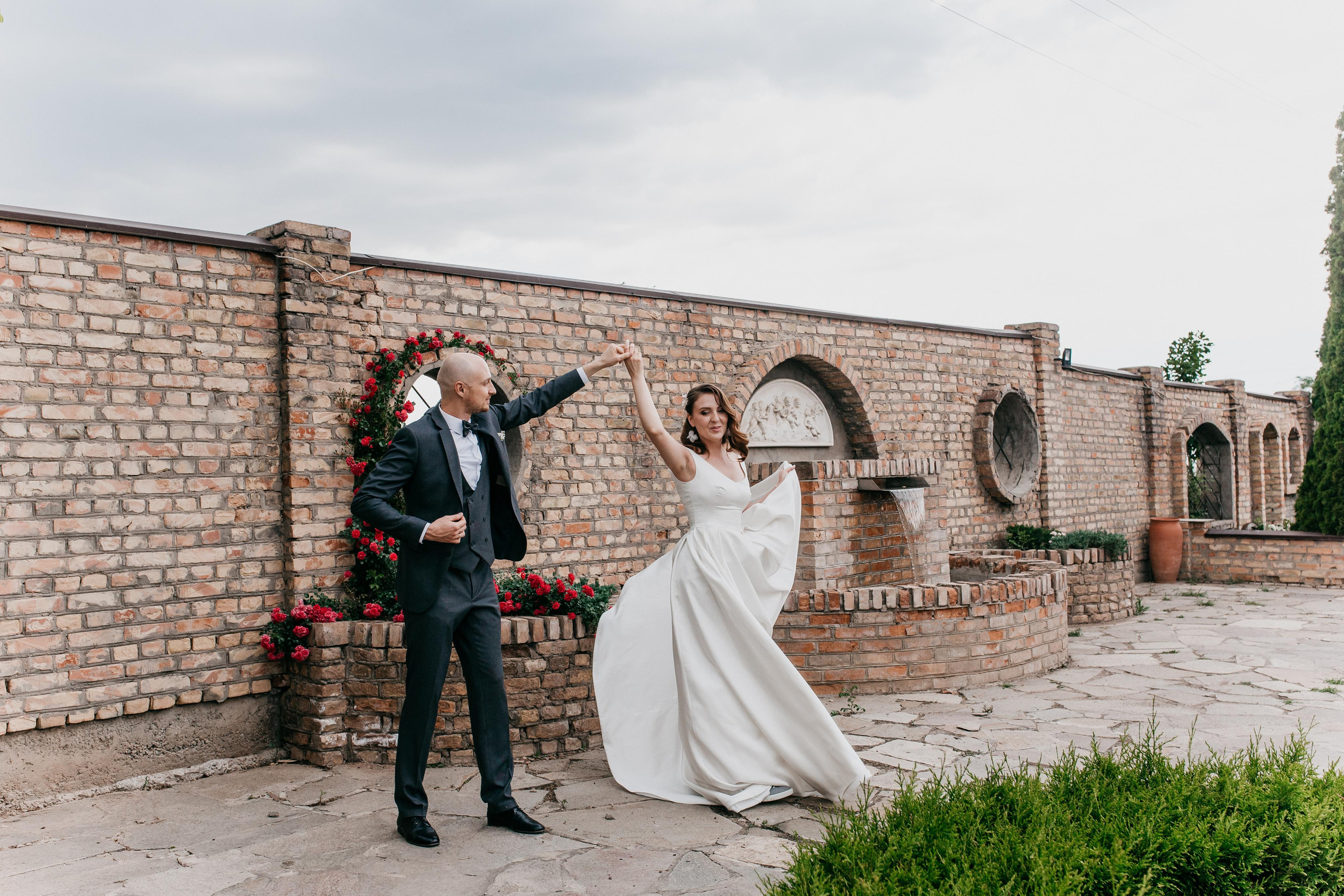 Погода была ужасная, Невеста была прекрасная)))). Свадебный и семейный фотограф в Алматы Laura Dosmann