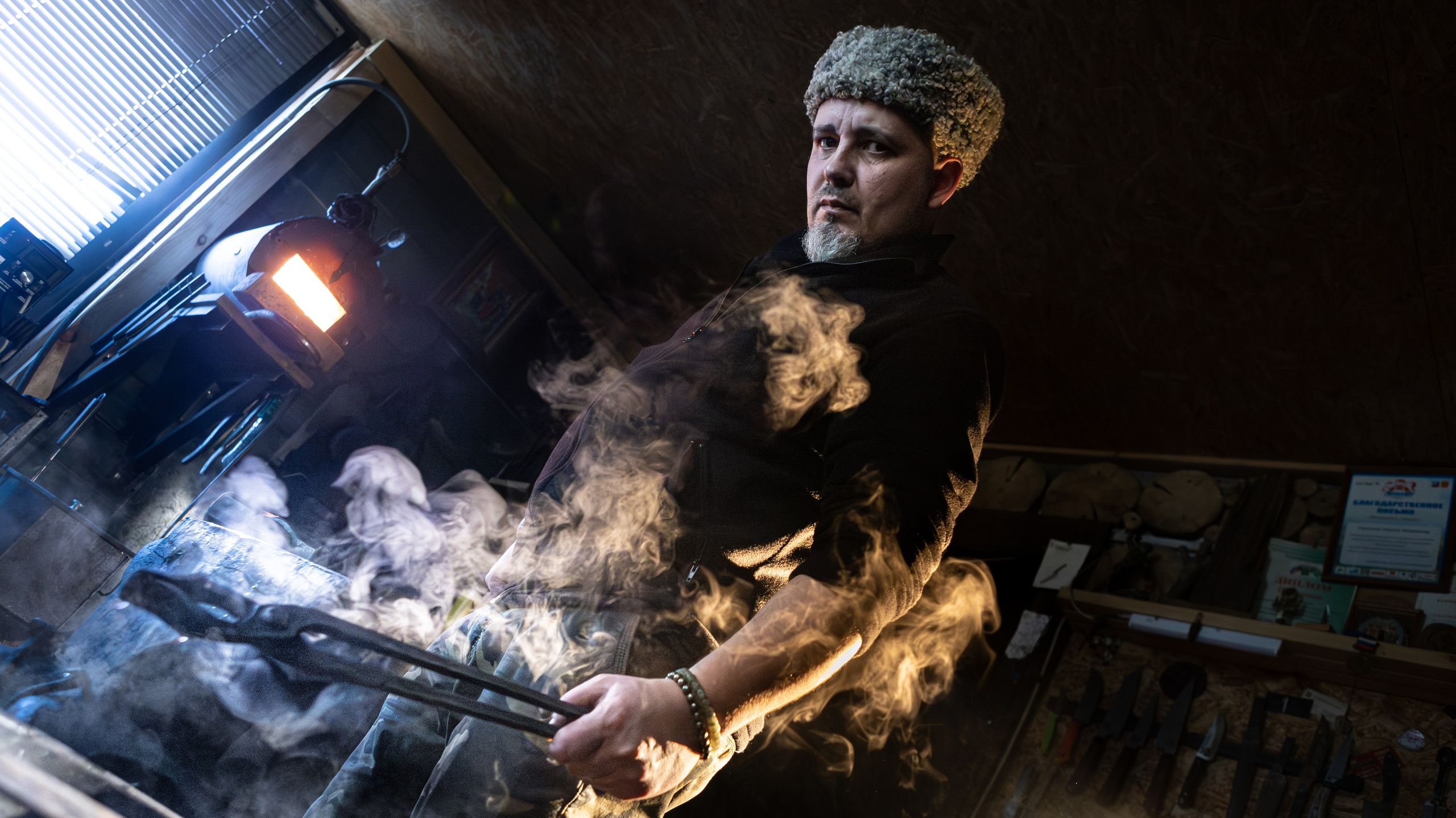 Медвежья сталь. Репортажный фотограф в Перми Денис Голдобин