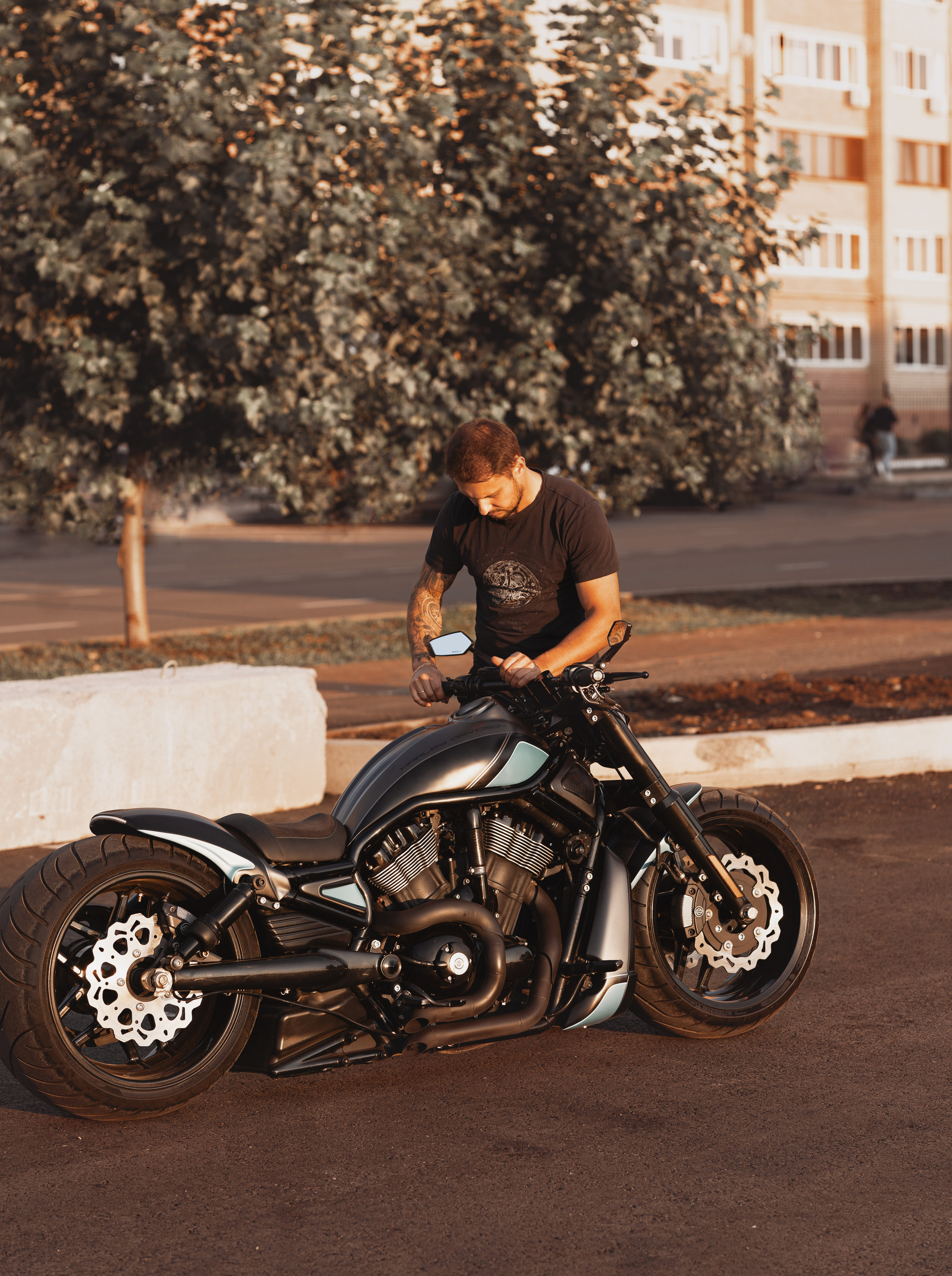 Максим, фото с мото. Фотограф  Набережные Челны Эдгар Сергеев