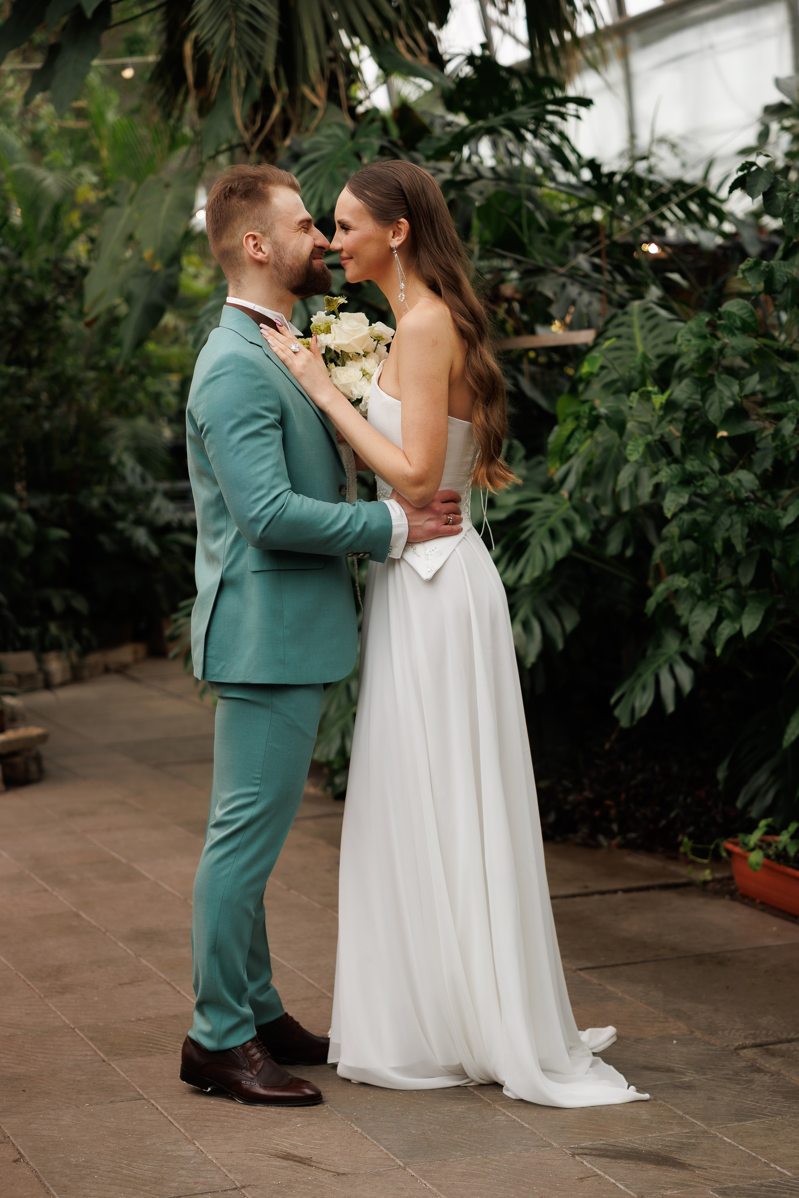 Свадебная прогулка в оранжерее. Питер. Свадебный и семейный фотограф в Москве Красинская Мария