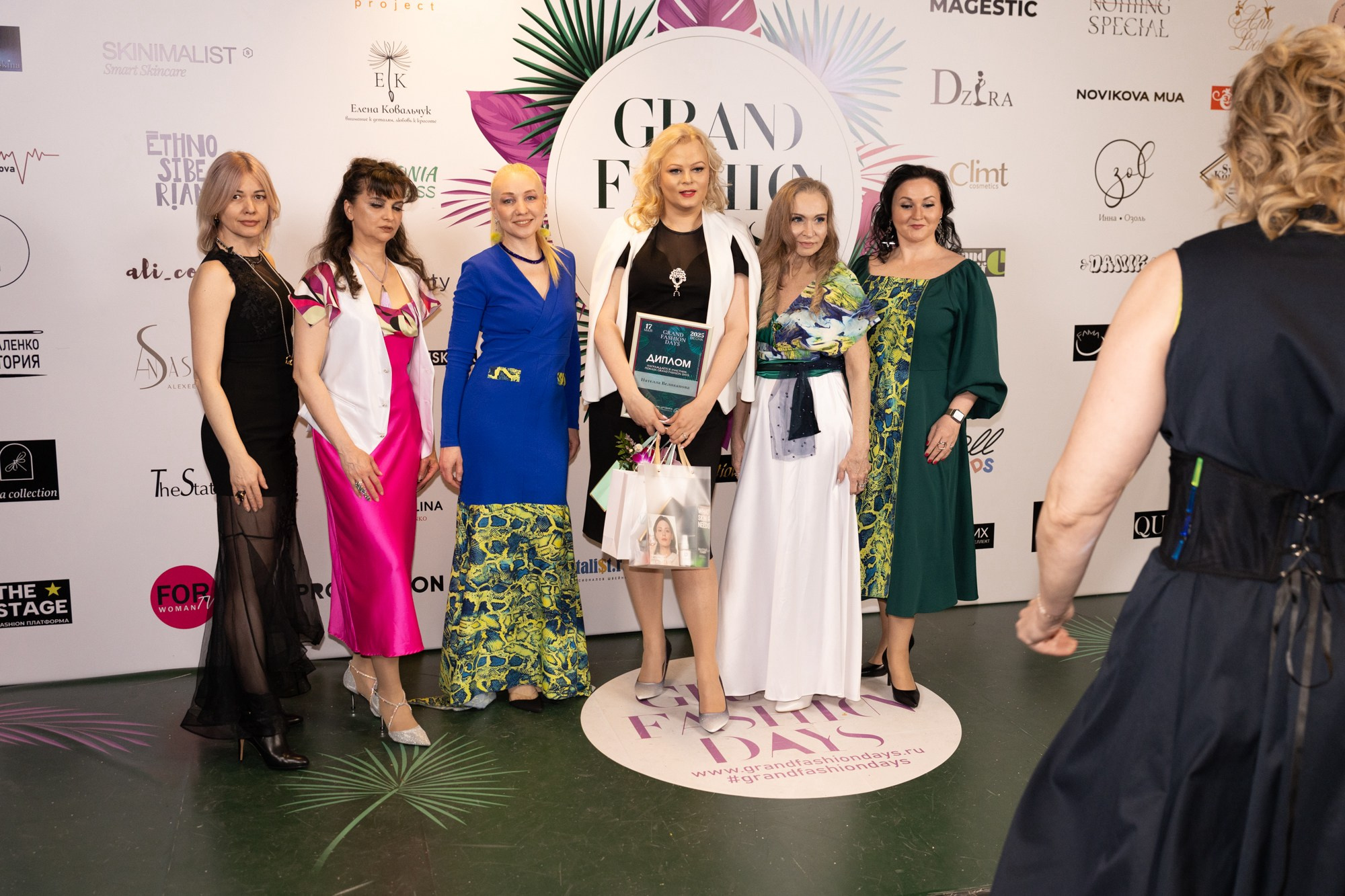 GRAND FASHION DAYS 17 05 2025 Дизайнер Наталия Великанова. Дмитрий Томкэт