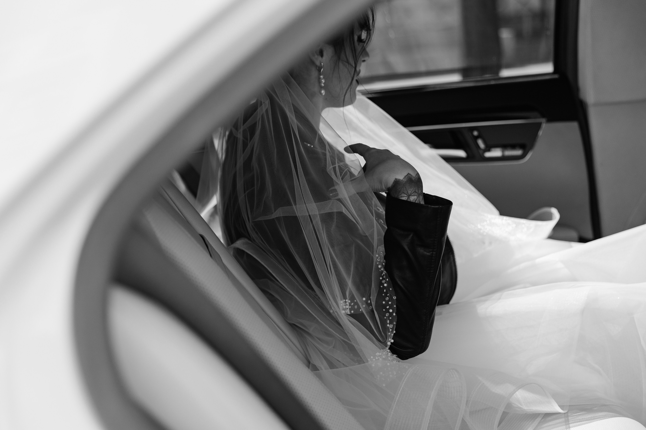 Ты молчишь, а я улыбаюсь, Мария. Свадебный и репортажный фотограф в Санкт-Петербурге