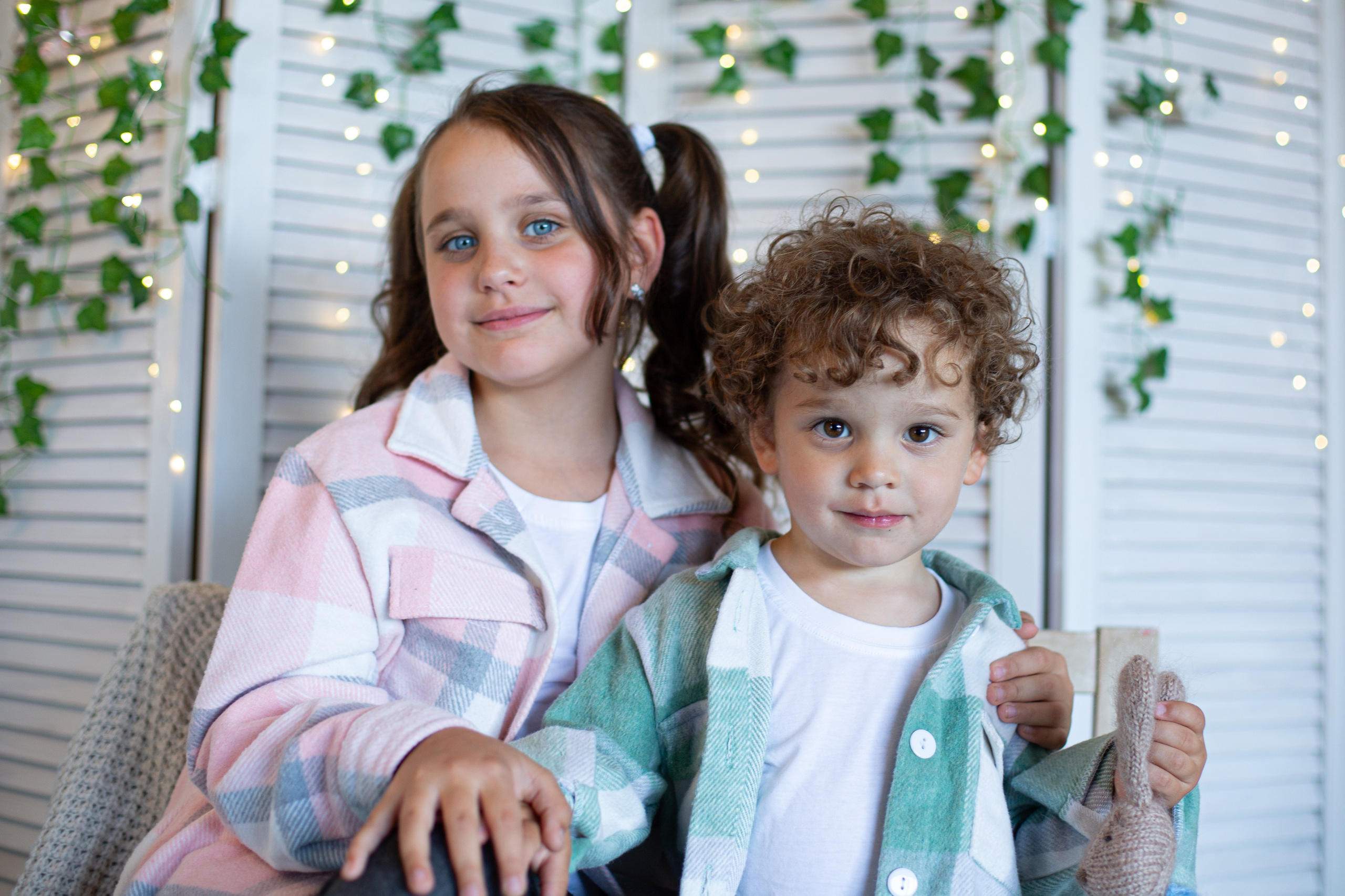 Детки. Фотограф Julia Milton | Портреты, съемки для маркетплейсов, лавстори, съёмка беременности в Санкт-Петербурге. Обучение фотографии в Спб очно