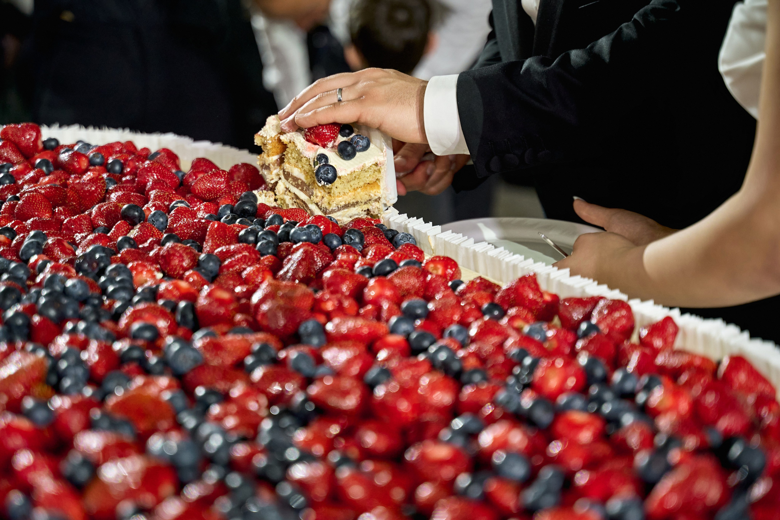 Лучшие свадебные фотографы Краснодара ТВИНС СТУДИО в Zagarro на Армянской свадьбе!. ТВИНС СТУДИО — лучшие свадебные фотографы и видеографы в Краснодаре