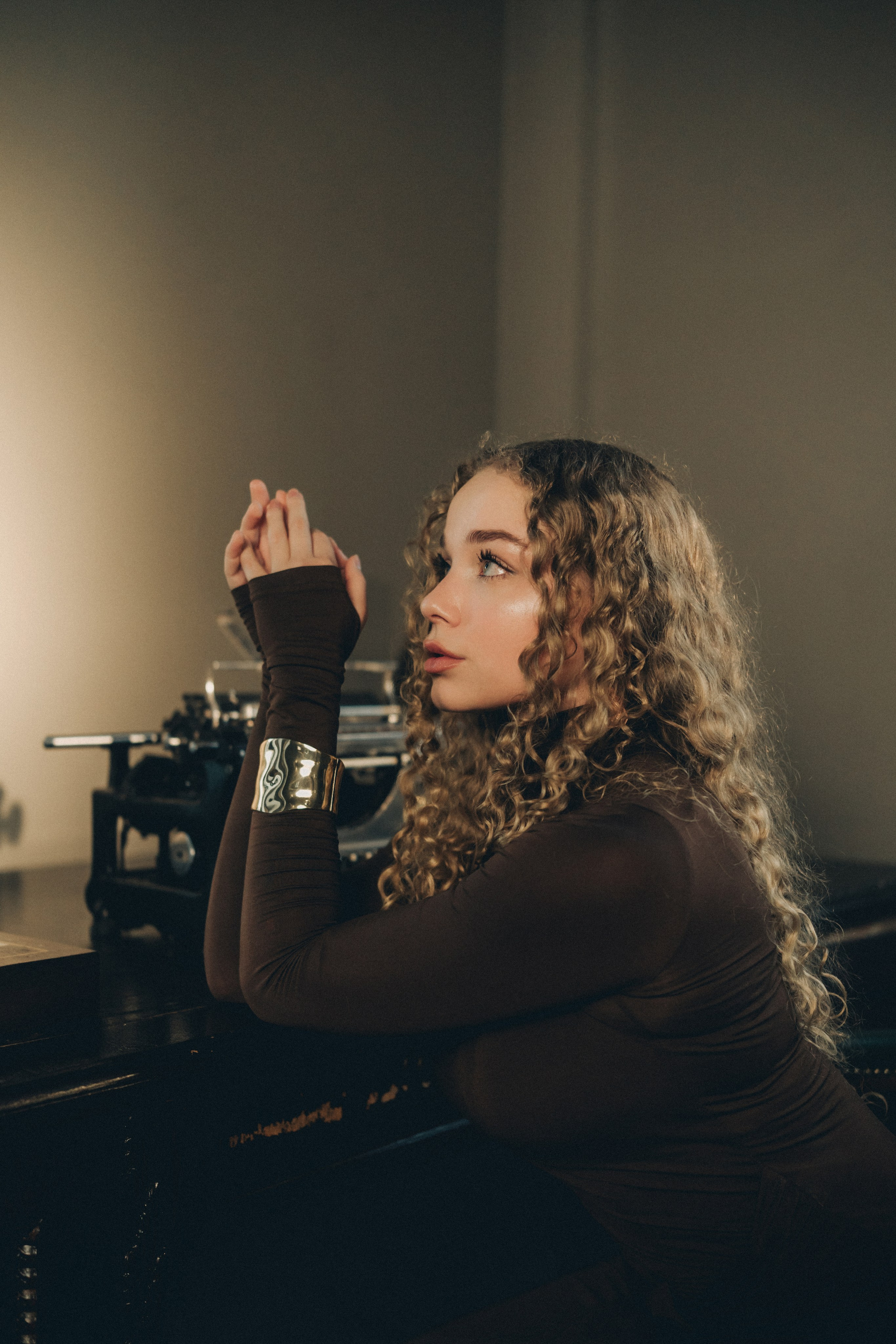 Леся | фотосессия в старинном особняке. Портретный фотограф Москва