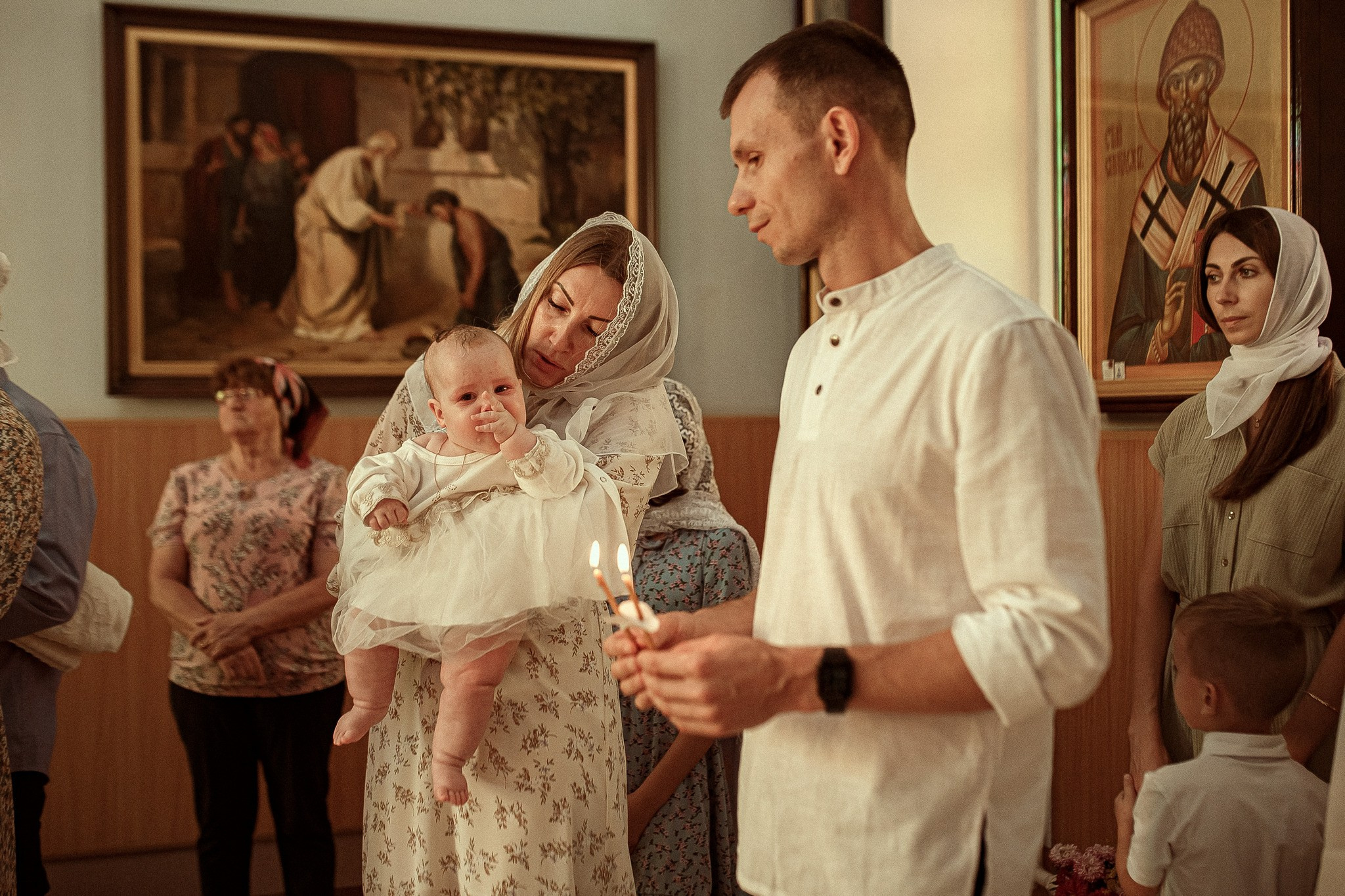 Таинство крещения Аглаи. Храм в п.Ахтырском. Детский семейный фотограф в Абинске