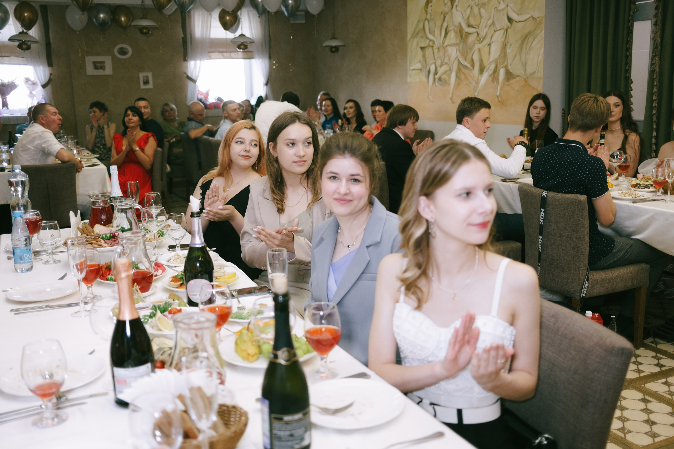 Выпускной школа 33. Свадебный и репортажной фотограф Денис Ожигин в Краснодаре и Краснодарском крае