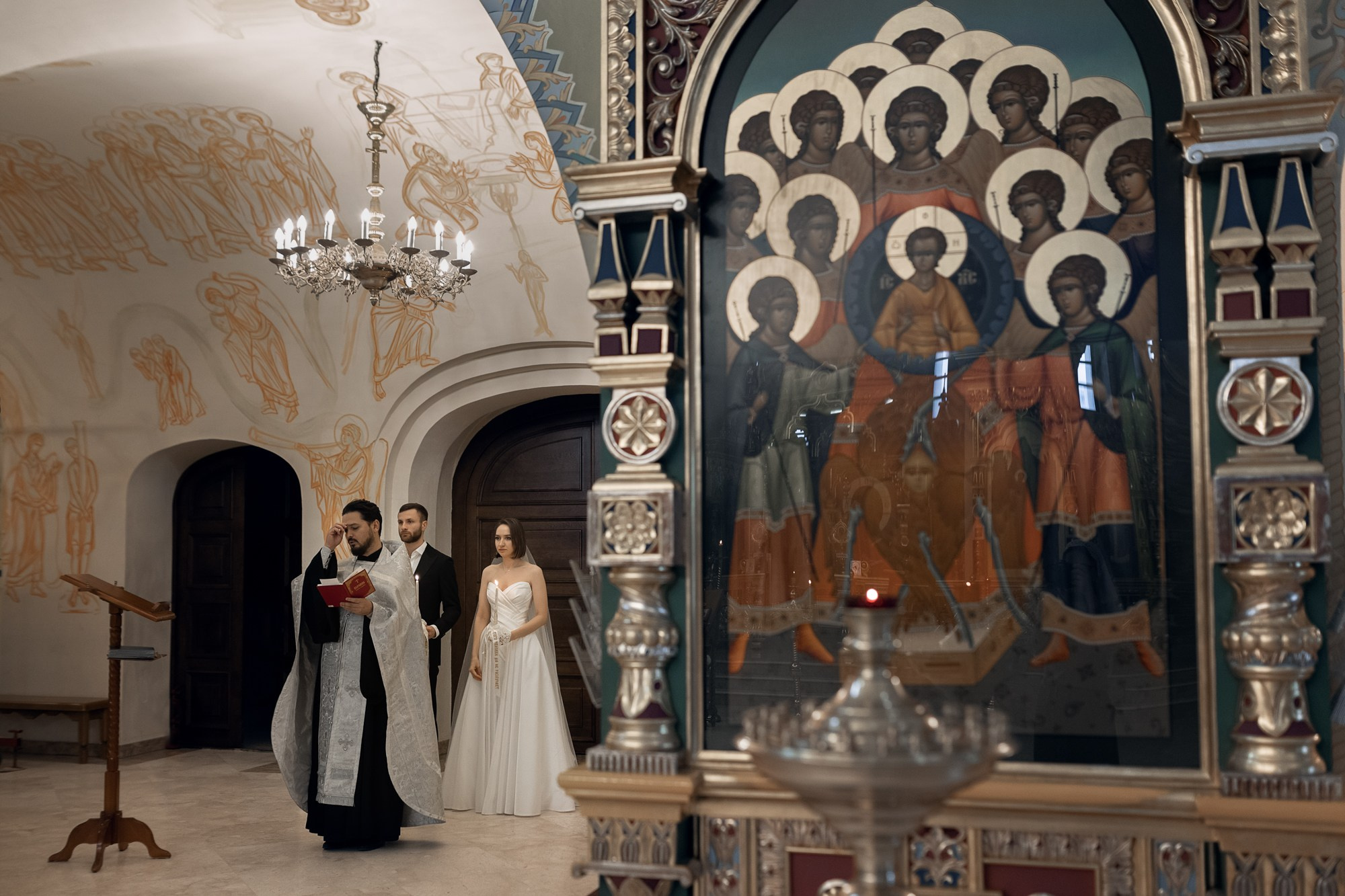 Венчание в храм Александра Невского при МГИМО. Фотограф на Крещение, Венчание в Москве Ирина Шамина