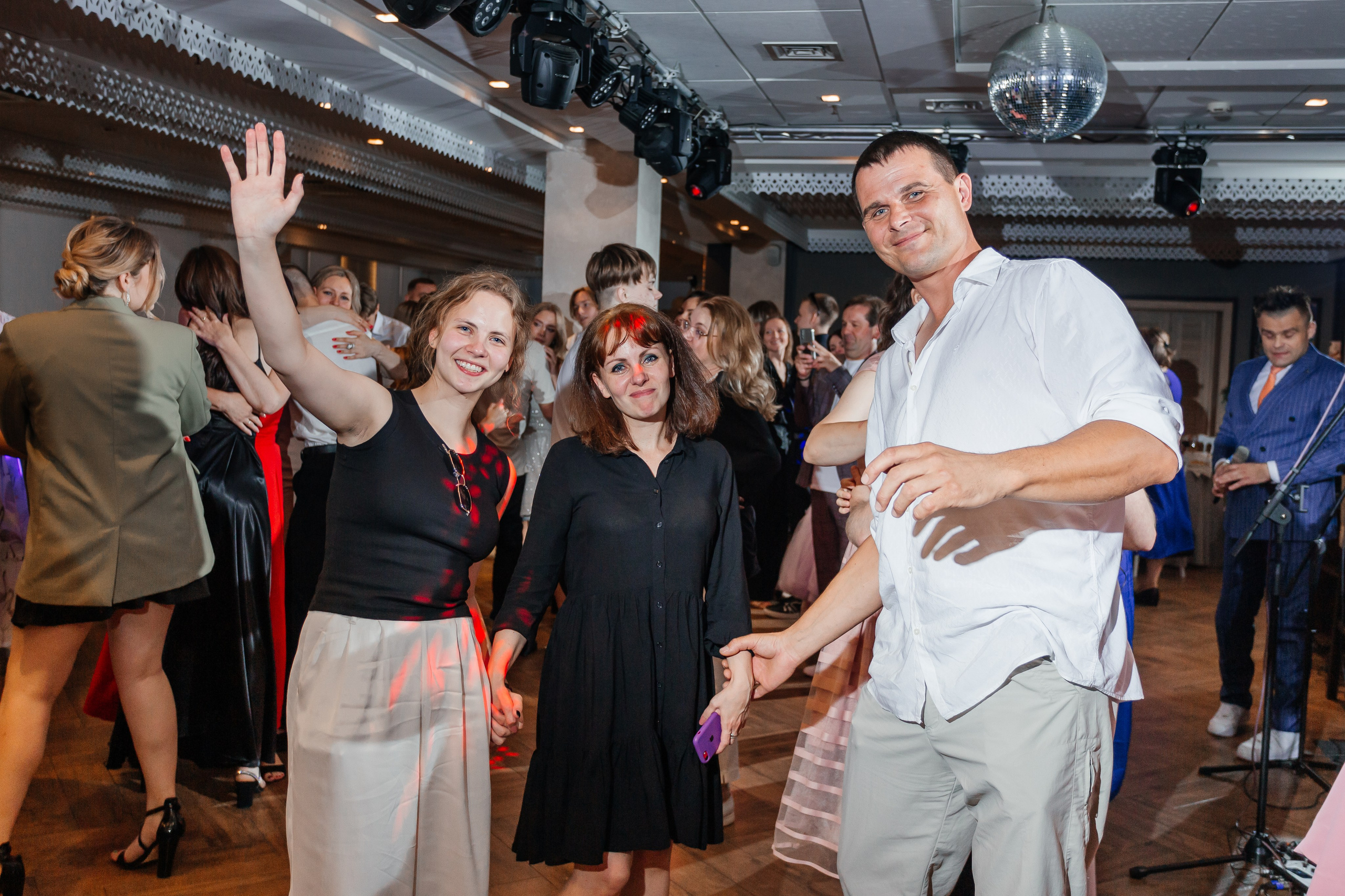 Выпускной 11 «А». Школа № 42. Свадебный фотограф в Краснодаре Николай Крауз