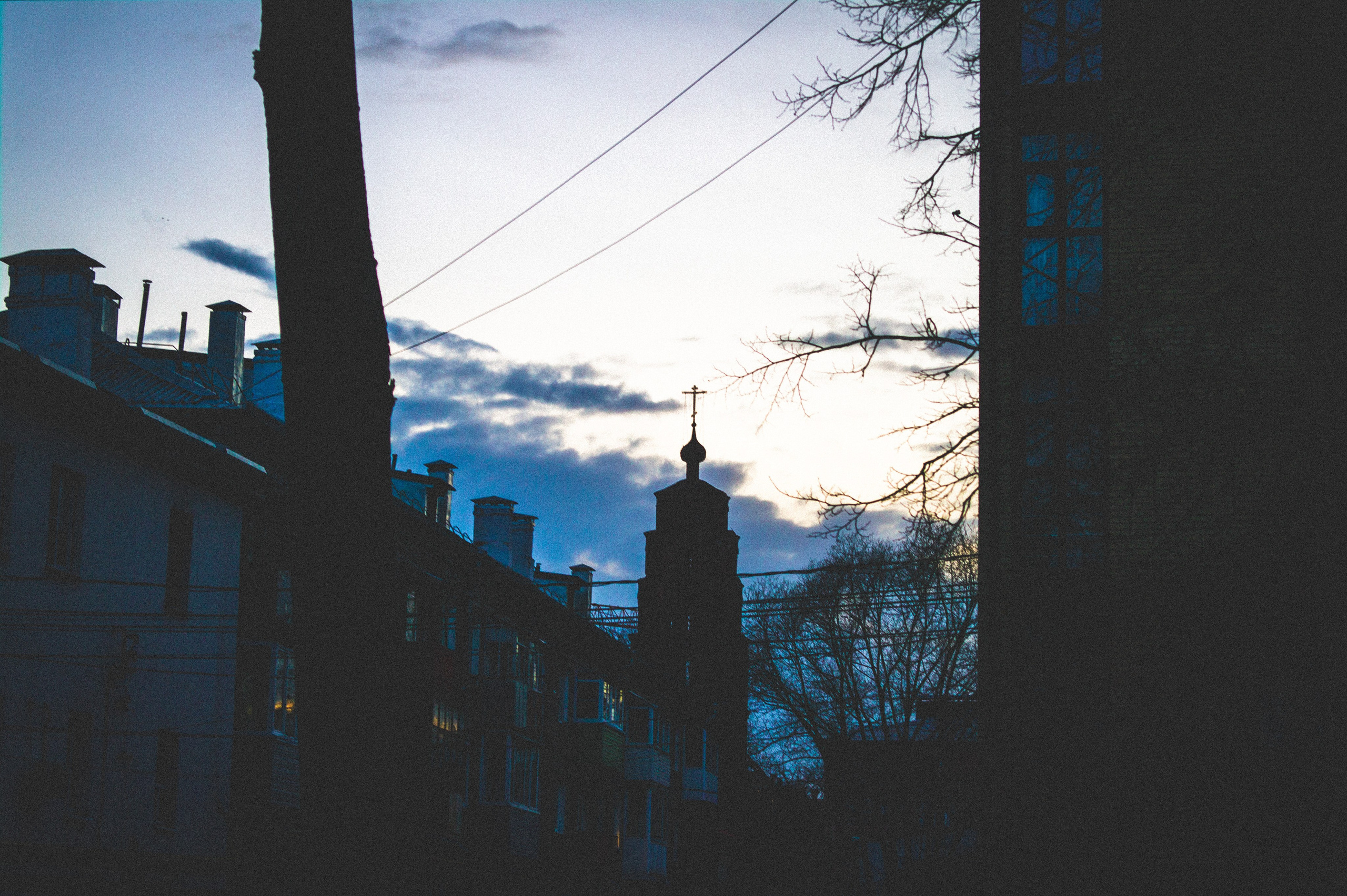 На телефоне. Den Mirov — Фотограф, Музыкант