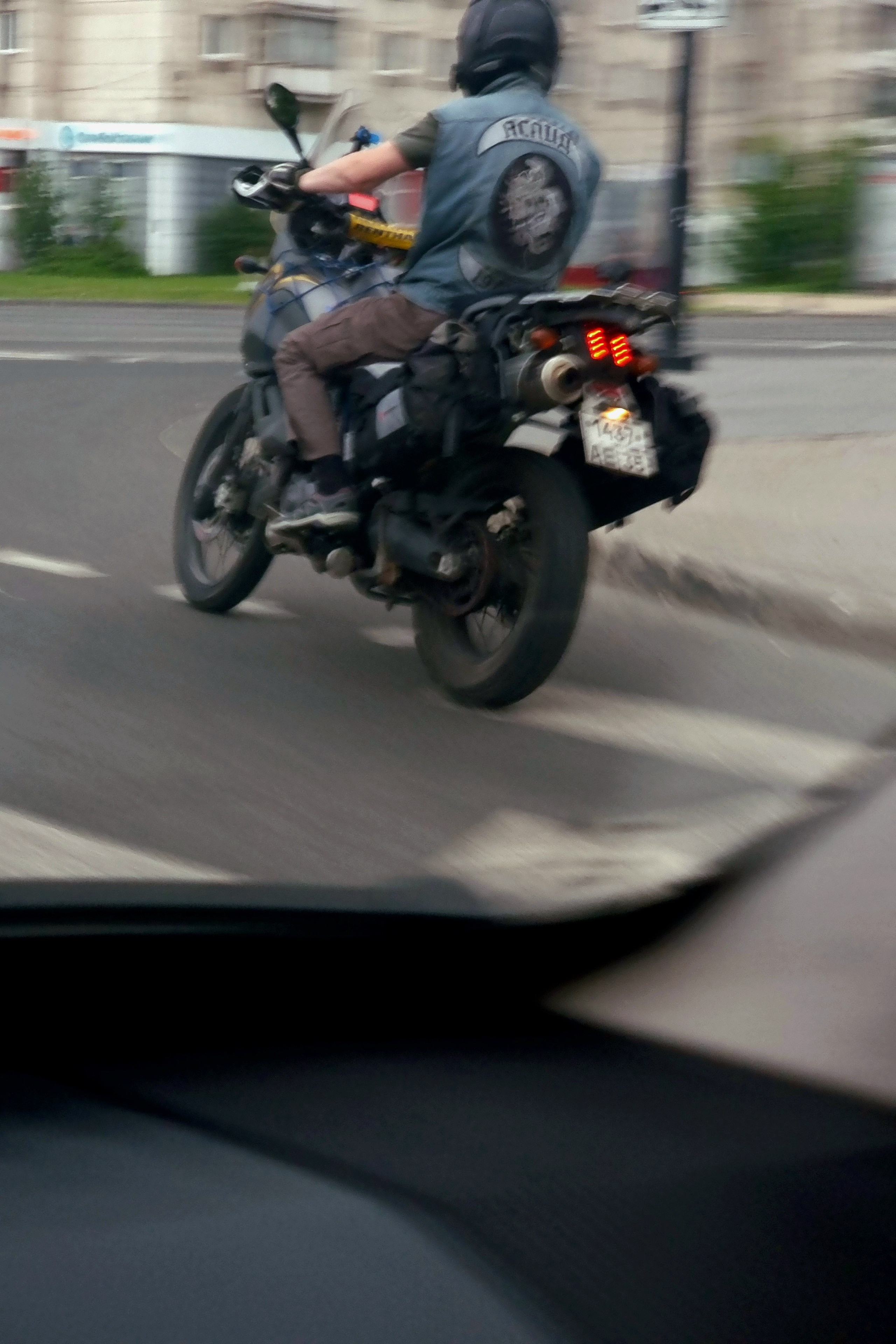 Июль 2025. Den Mirov — Фотограф, Музыкант