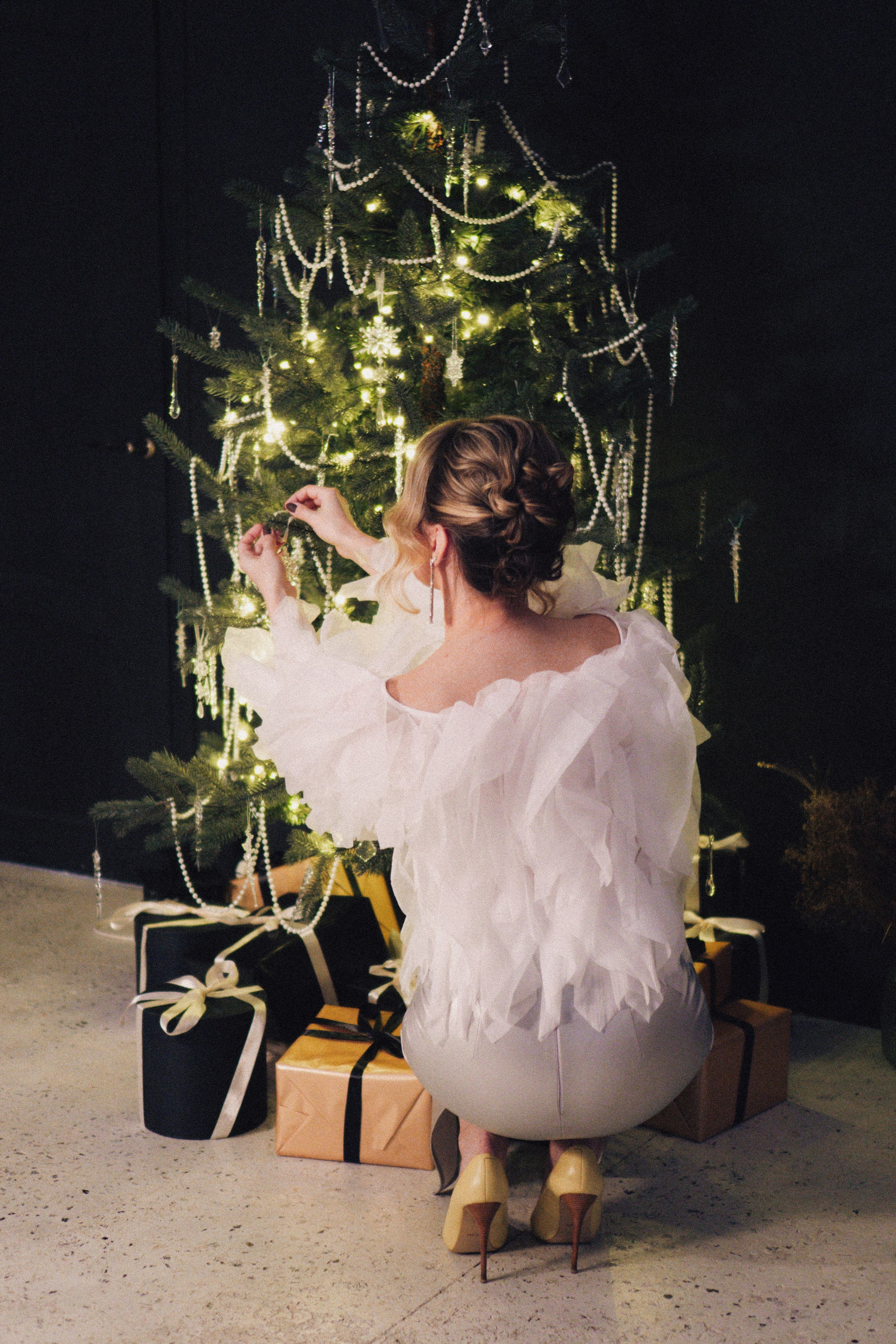 НОВОГОДНЯЯ ФОТОСЕСИИЯ В СТУДИИ ДЛЯ ДЕВУШКИ И ПРОГУЛКА ПО ЧЕРНЫШЕВСКОЙ. Профессиональный фотограф, Санкт-Петербург — Виктория Богомолова