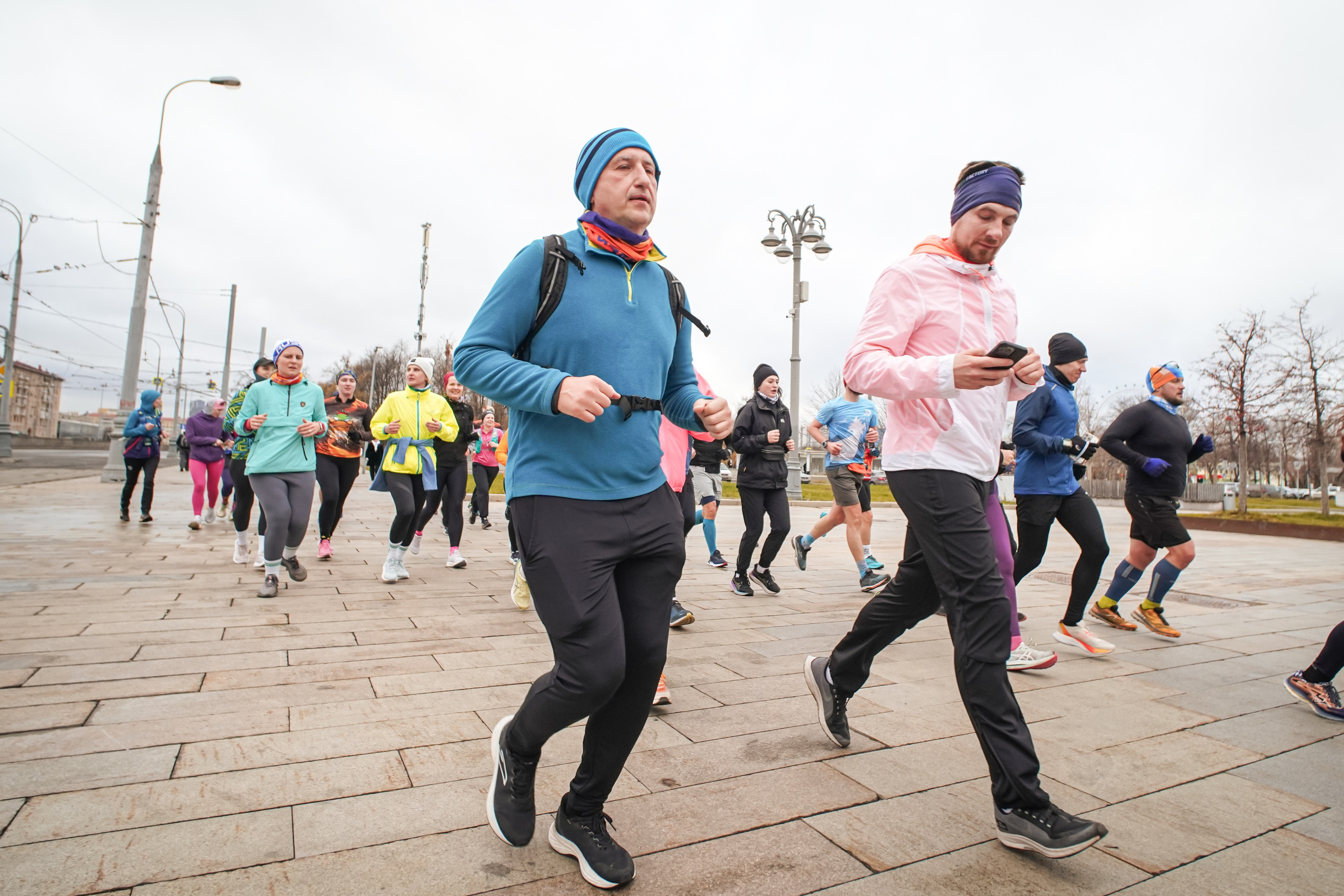 #марафонудома #яuzarun 2024 2-я петля, группа 6:30. Роман Капилюшов. Бег. Фото. Видео. г. Люберцы