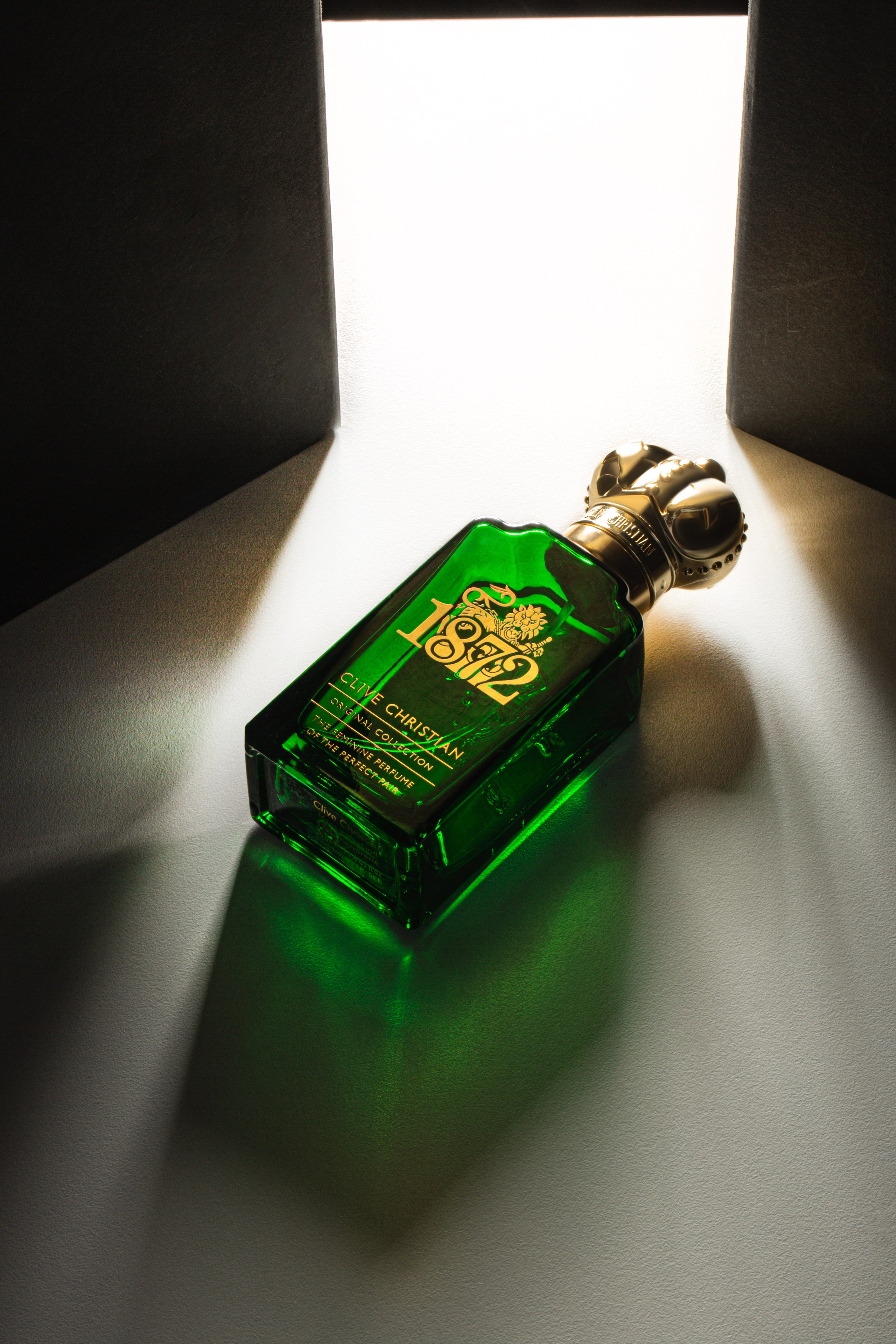 Художественная обработка парфюмов | Студия SVITHART