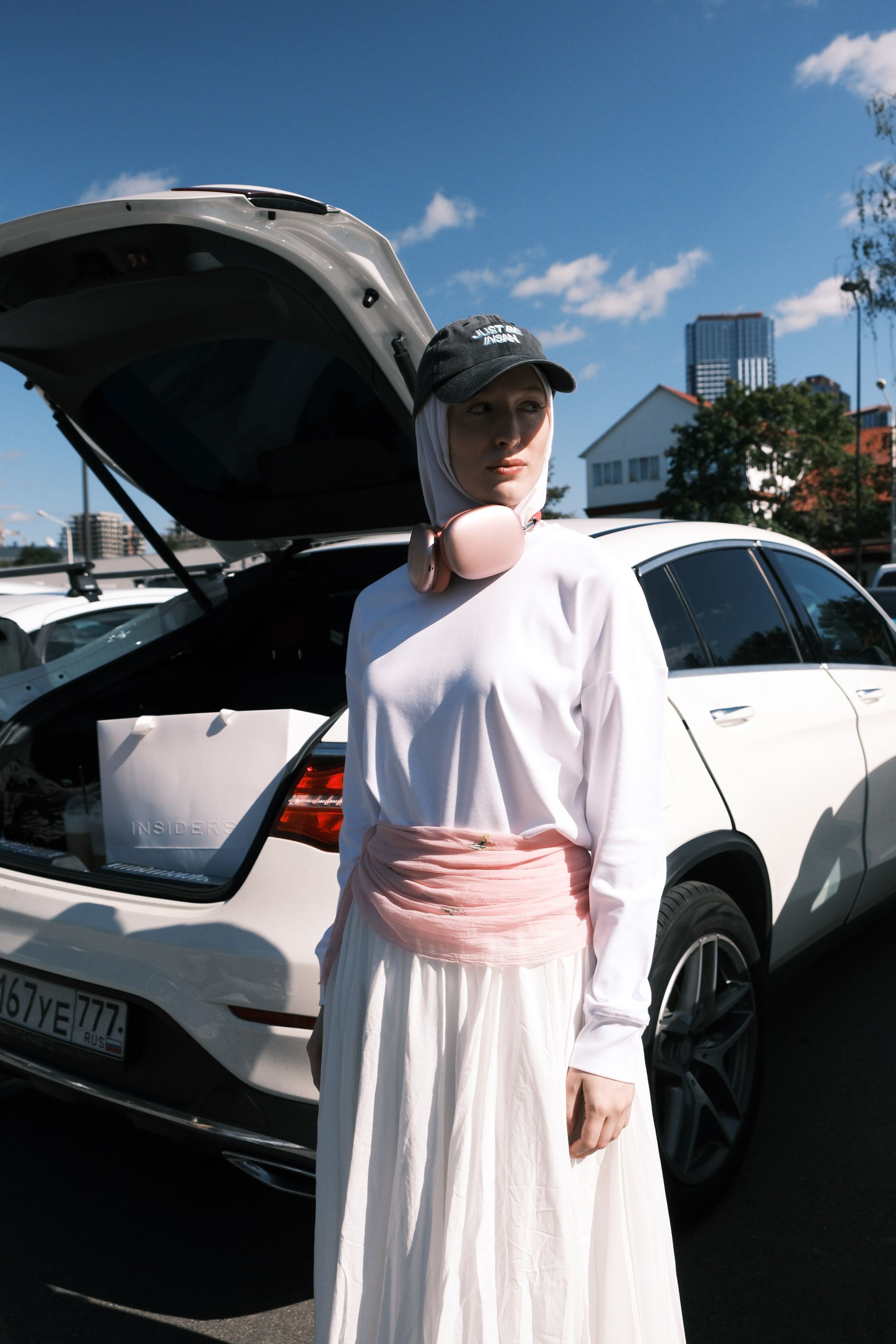 Insiders girls. VonContent