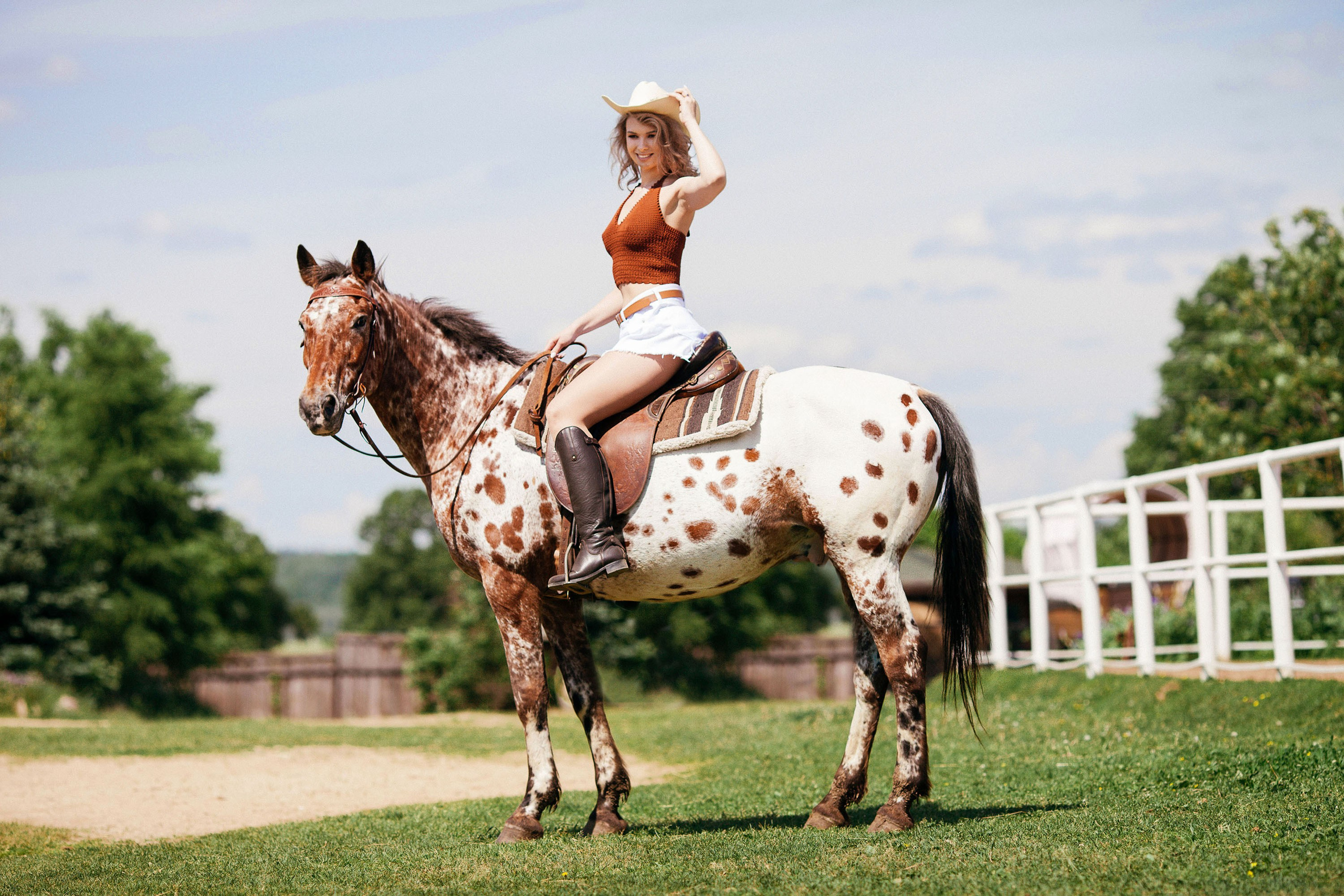 Портретная съемка с лошадью. Конный фотограф в Челябинске Стромова Ольга