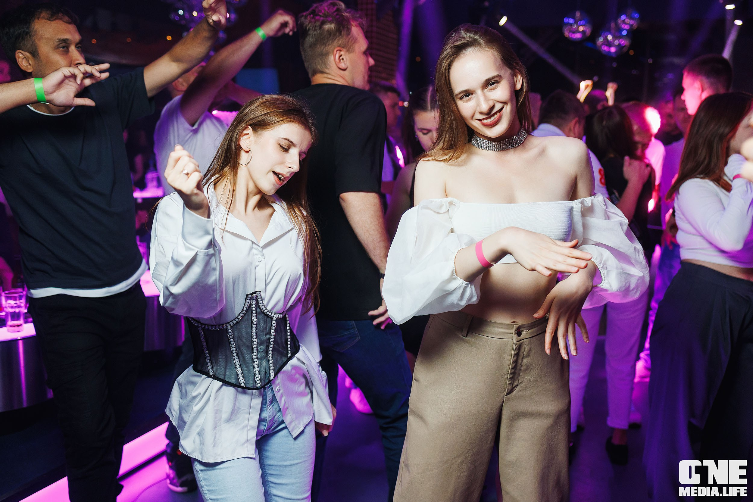 Фоторепортаж из РК Планета. One Media Life: фоторепортажи, фотоотчеты с мероприятий и заведений