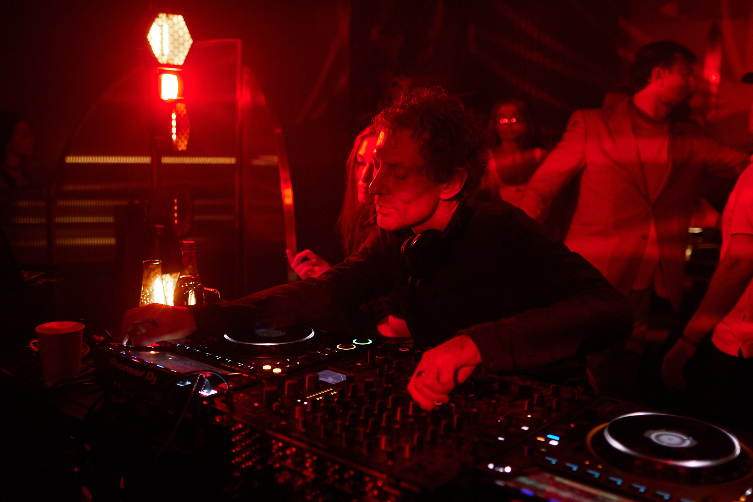 Dj Nils в Сочи. RetroChic Фото