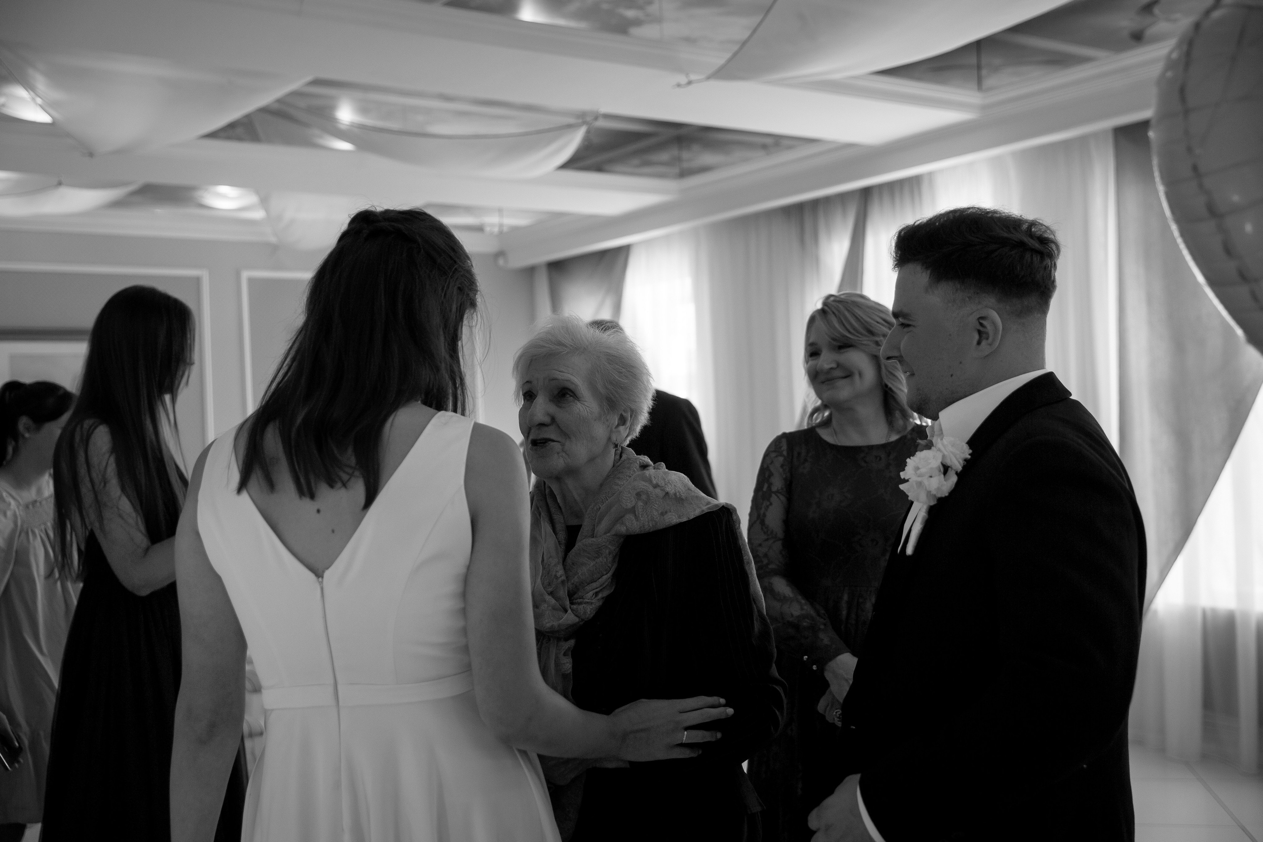 КРОНШТАДТСКИЙ ЗАГС | Август, Летний сад, Исаакий. Свадебный фотограф в Санкт-Петербурге Полина Корзухина