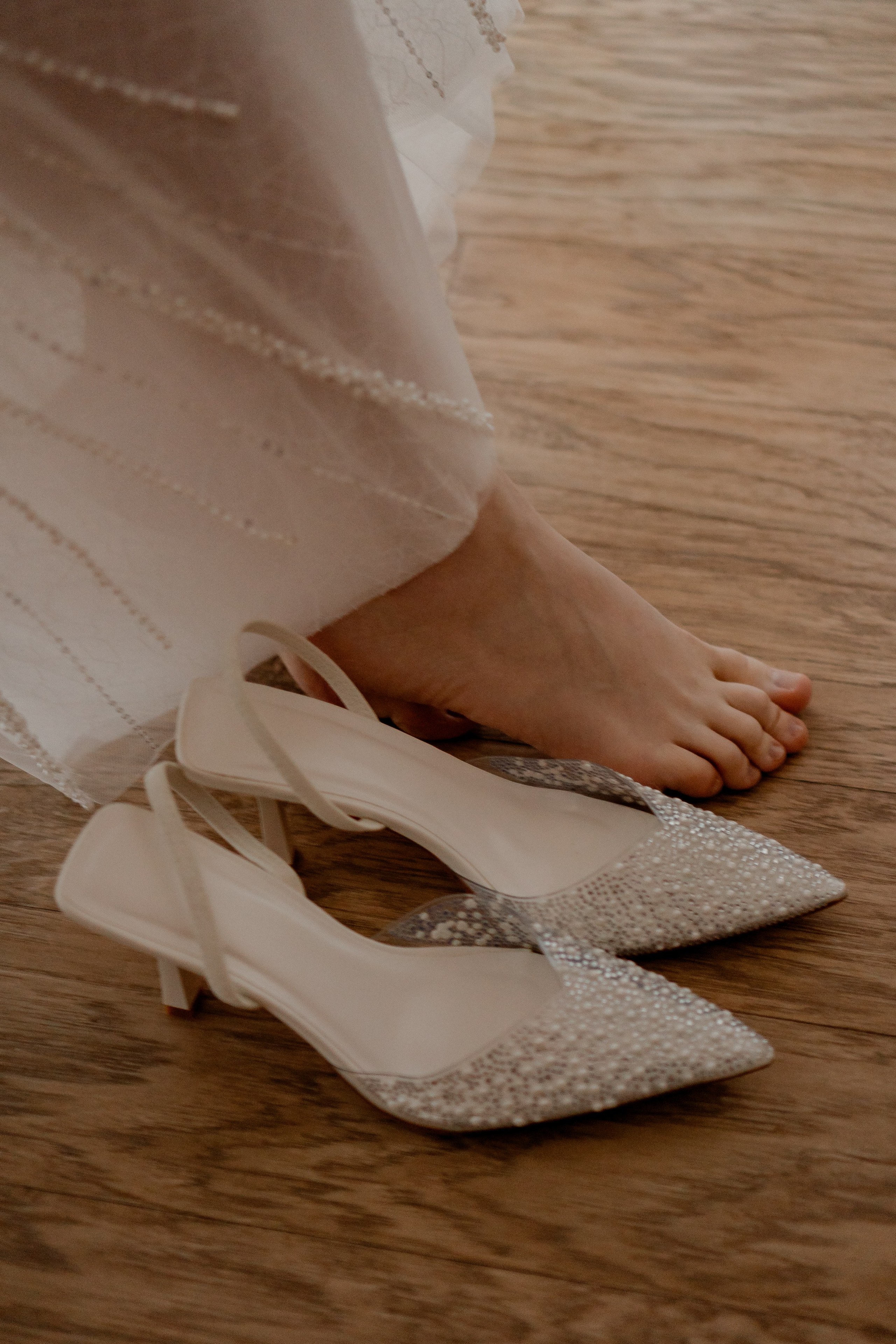 СВАДЕБНАЯ СЬЕМКА СБОРОВ В ОТЕЛЕ И ВЫЕЗД НА ЦЕРЕМОНИЮ (СНЯТО В СИБИРЕ В НИЖНЕВАРТОВСКЕ). Профессиональный фотограф, Санкт-Петербург — Виктория Богомолова