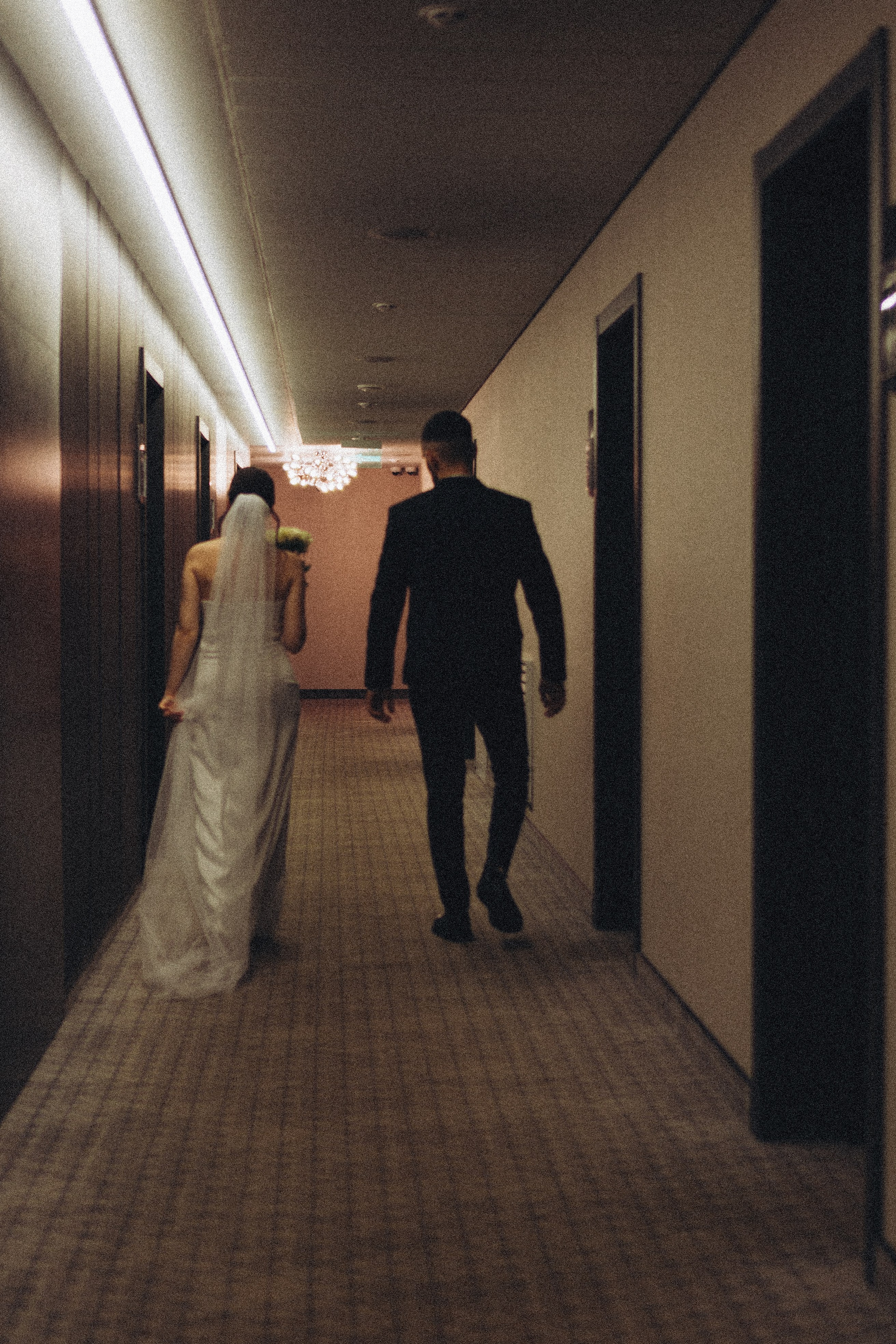 СВАДЕБНАЯ СЬЕМКА СБОРОВ ЖЕНИХА И НЕВЕСТЫ В ОТЕЛЕ И ТАКЖЕ ФОТОСЕССИИЯ В ОТЕЛЕЕ МЕГАПОЛИС БРЯНСК. Профессиональный фотограф, Санкт-Петербург — Виктория Богомолова