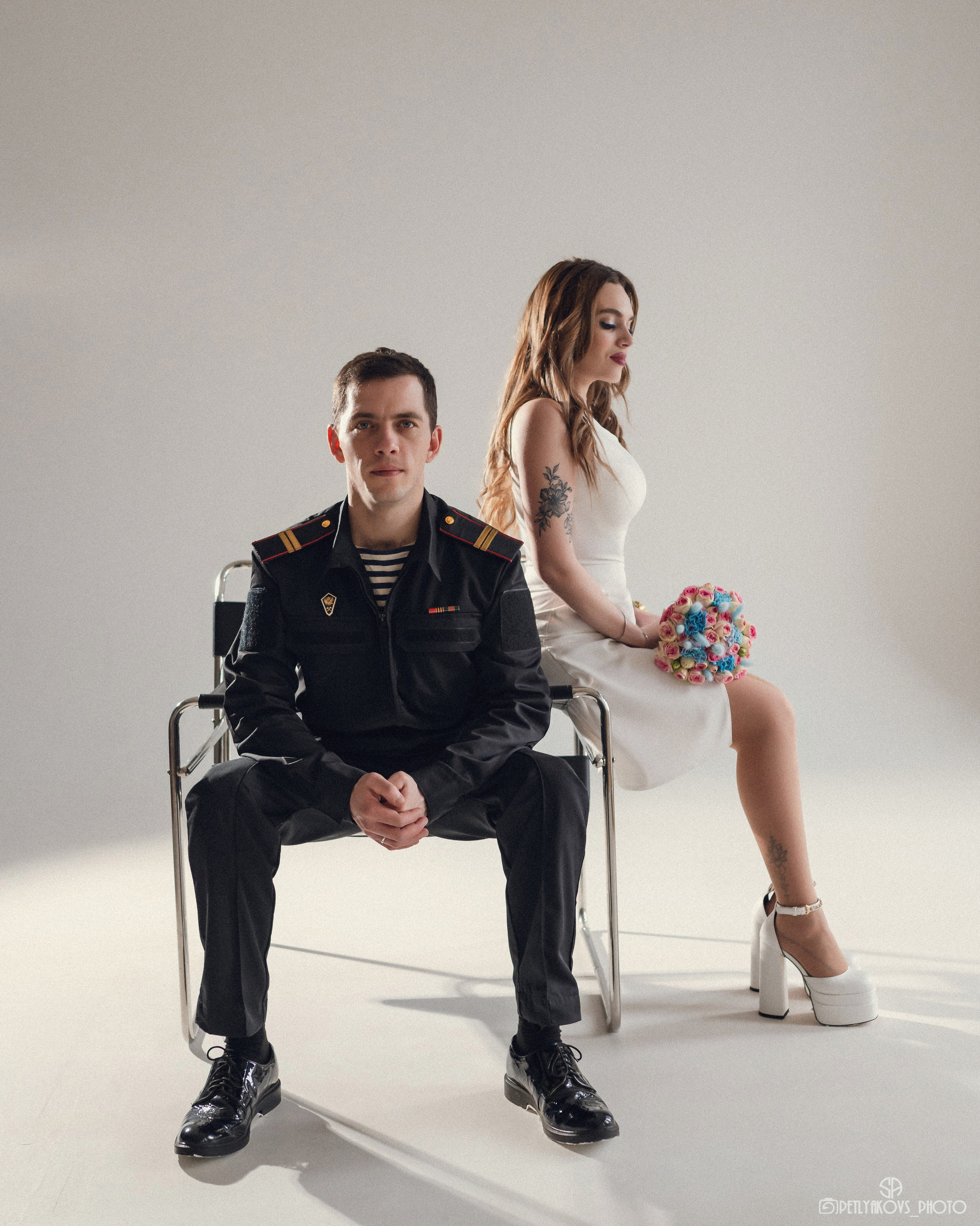 Свадебный фотограф в студии