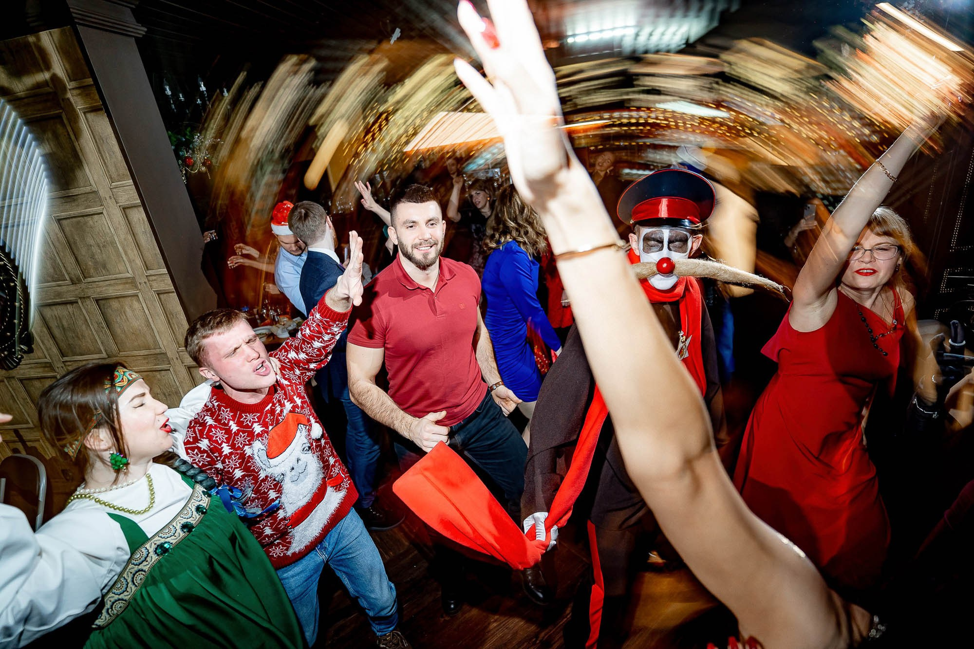 Новый год 2024 в Peoples. Сергей Кошкин. Репортажная и ивент-фотография в Сургуте