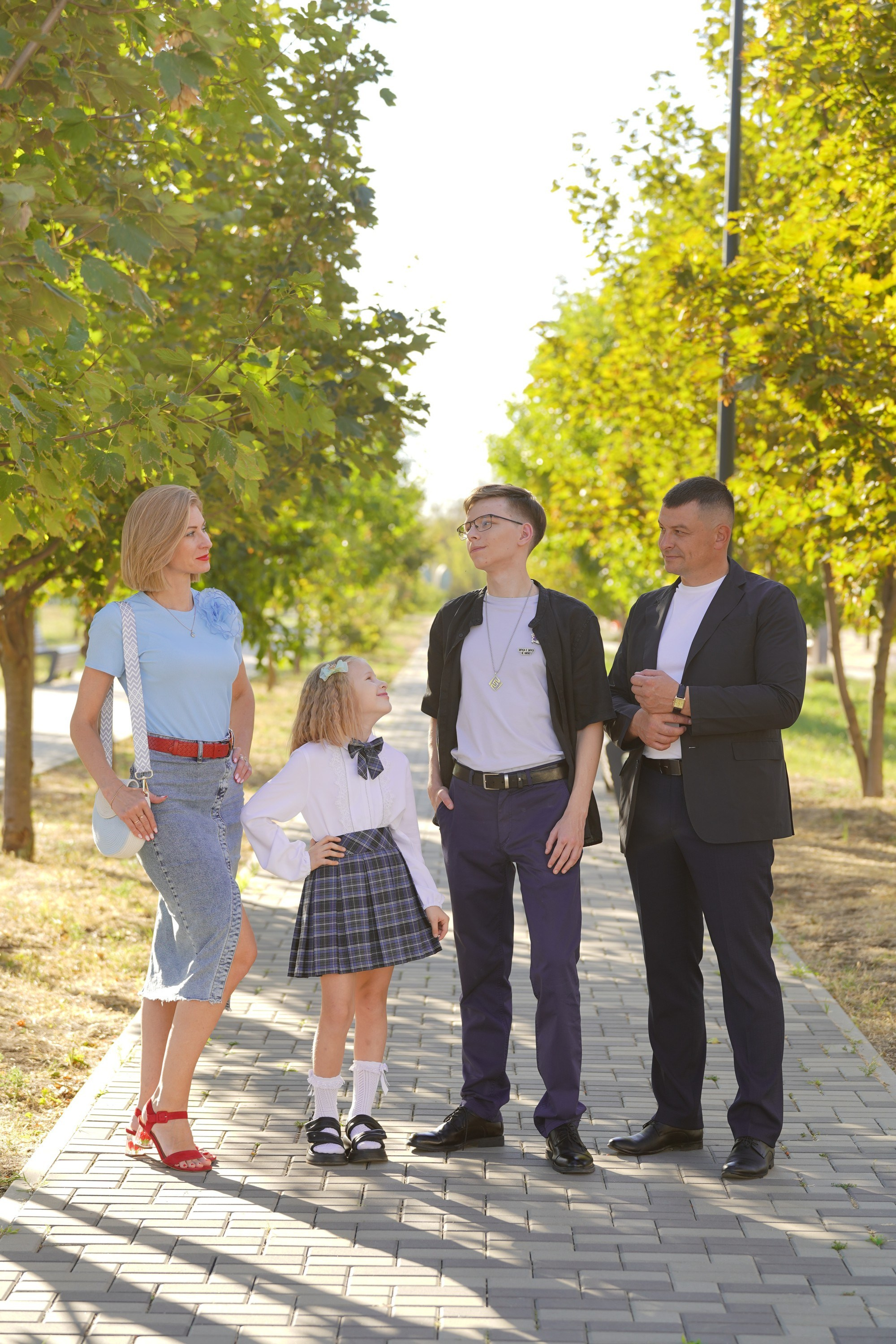 Фотосессия на природе. MEMENTO.Выпускные альбомы, школьные, юбилейные и другие книги. Ростов-на-Дону