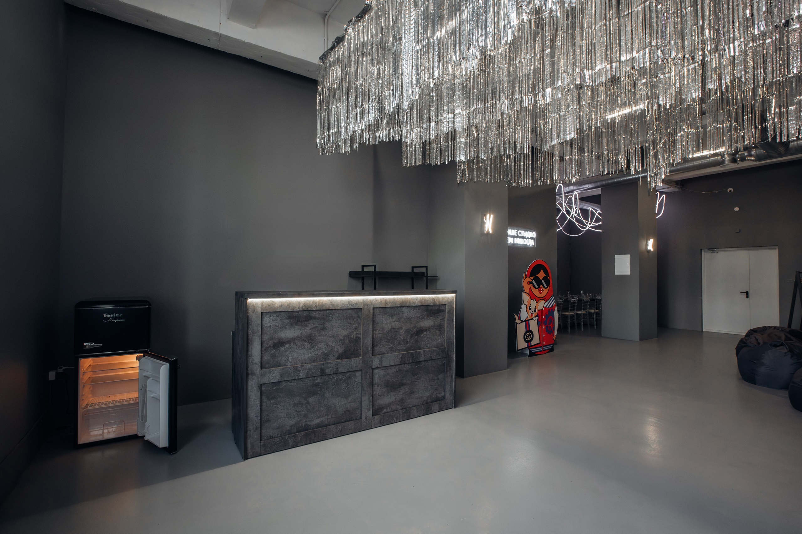 Mr. Grey (лето). Аренда лофта в СПб для мероприятий