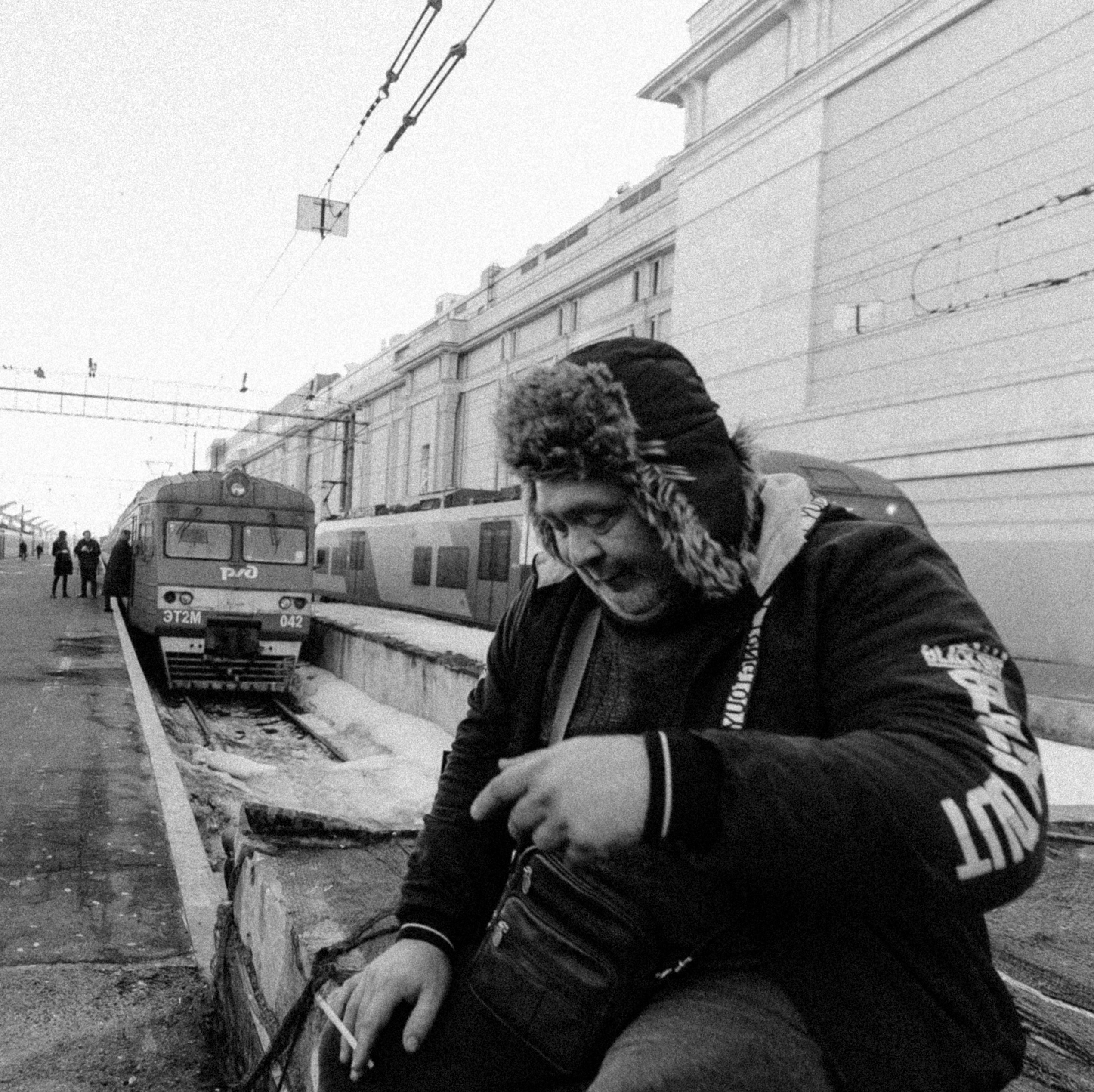 2026. Стрит-фотография, полная абсурда, идиотизма и красоты