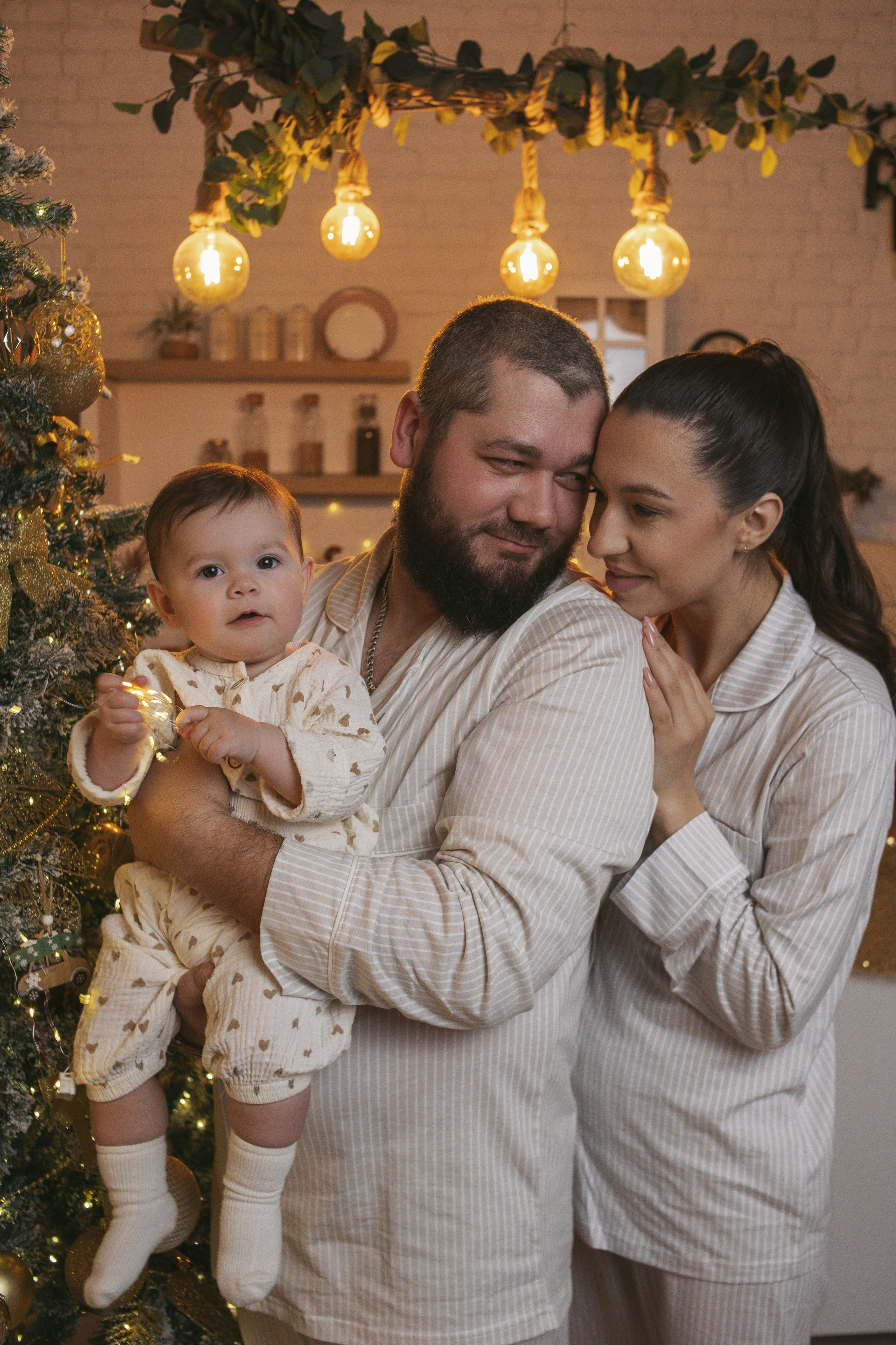 Ева и родители. Семейный фотограф Гульцовская Екатерина