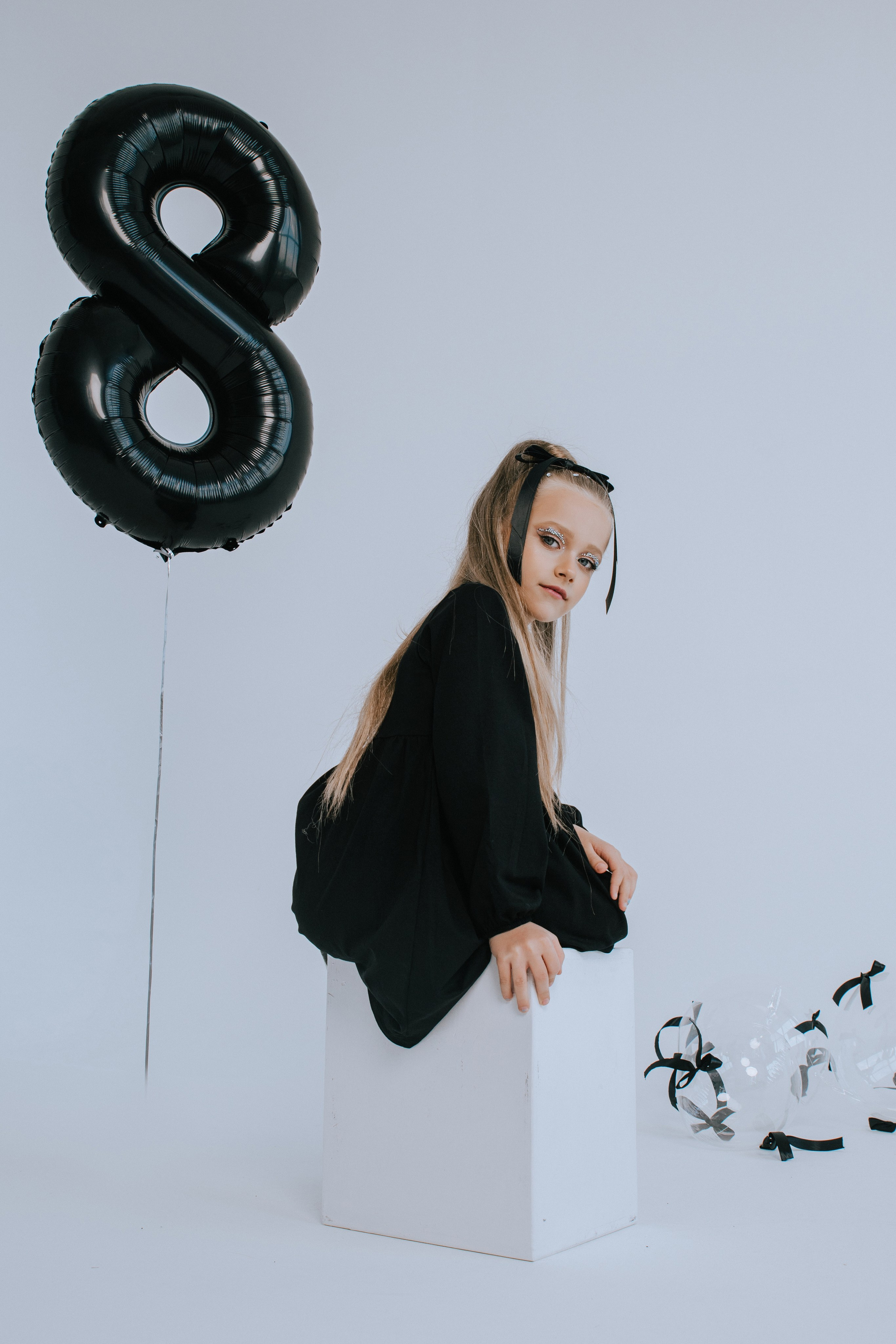 Мира. Фотограф Ярмишко Дарья. Выпускные фотокниги