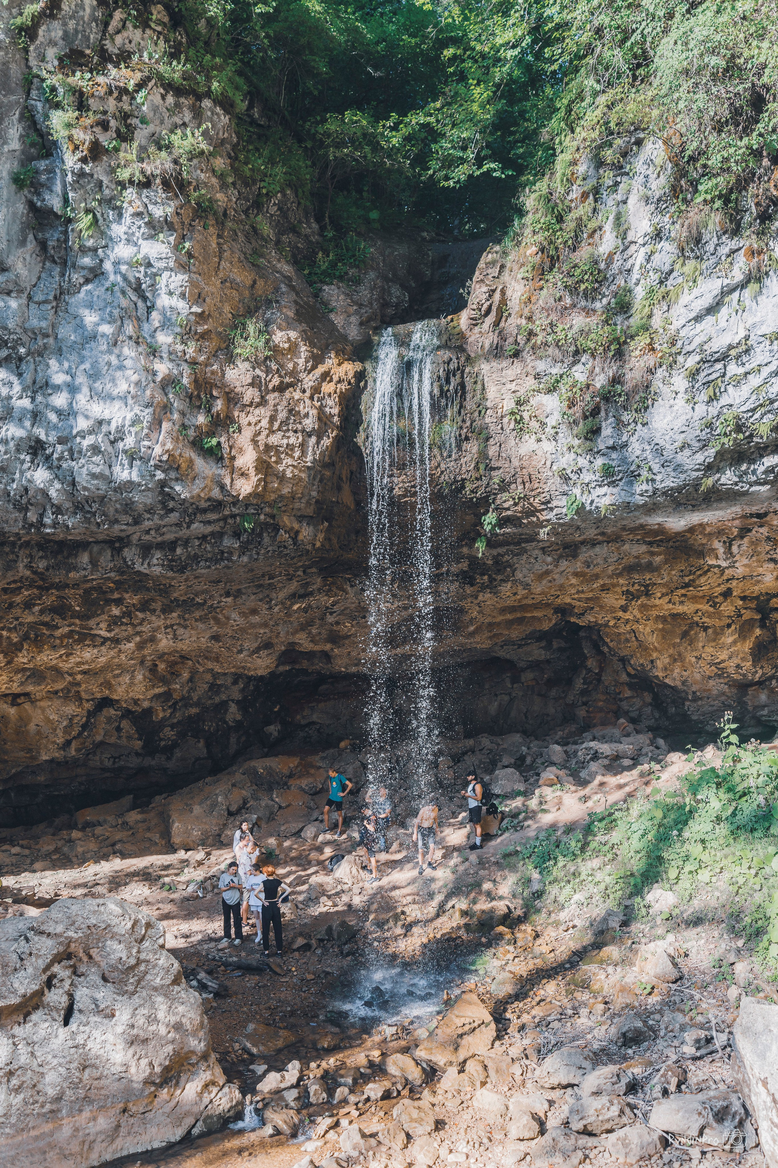 Поход на Орлиную полку + Университетский водопад с командой Мадьяр 15.08.24. Репортажный фотограф в Краснодаре Рындин Дмитрий