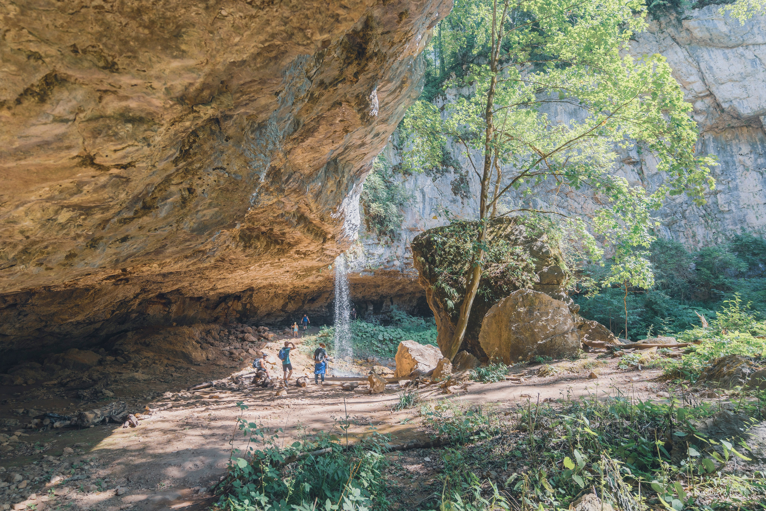 Поход на Орлиную полку + Университетский водопад с командой Мадьяр 15.08.24. Репортажный фотограф в Краснодаре Рындин Дмитрий