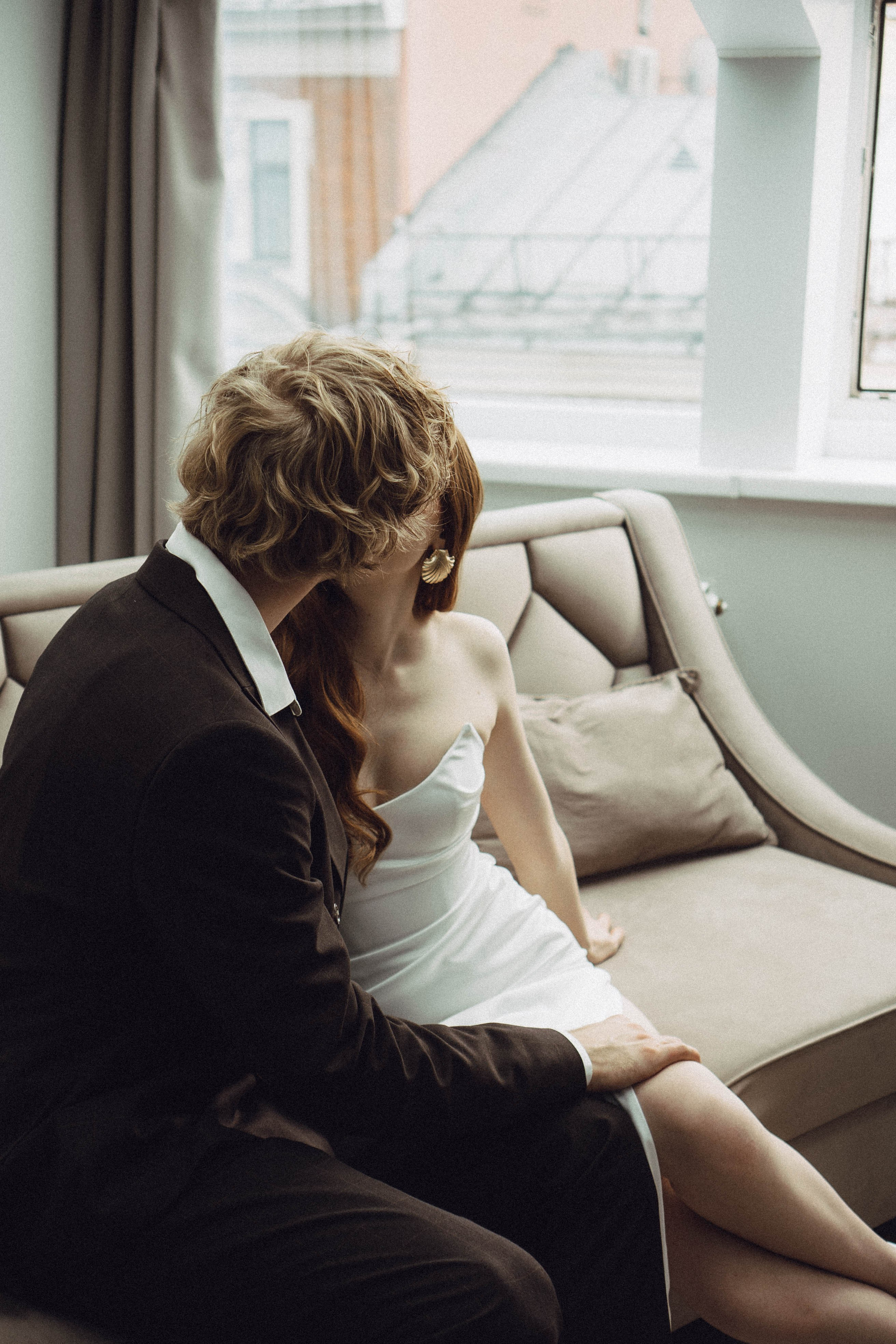 СВАДЕБНАЯ СЬЕМКА В ОТЕЛЕ. СБОРЫ ЖЕНИХА И НЕВЕСТЫ И ТАКЖЕ ТОР И ПОДГОТОВКА К ПРОГУЛКЕ. Профессиональный фотограф, Санкт-Петербург — Виктория Богомолова