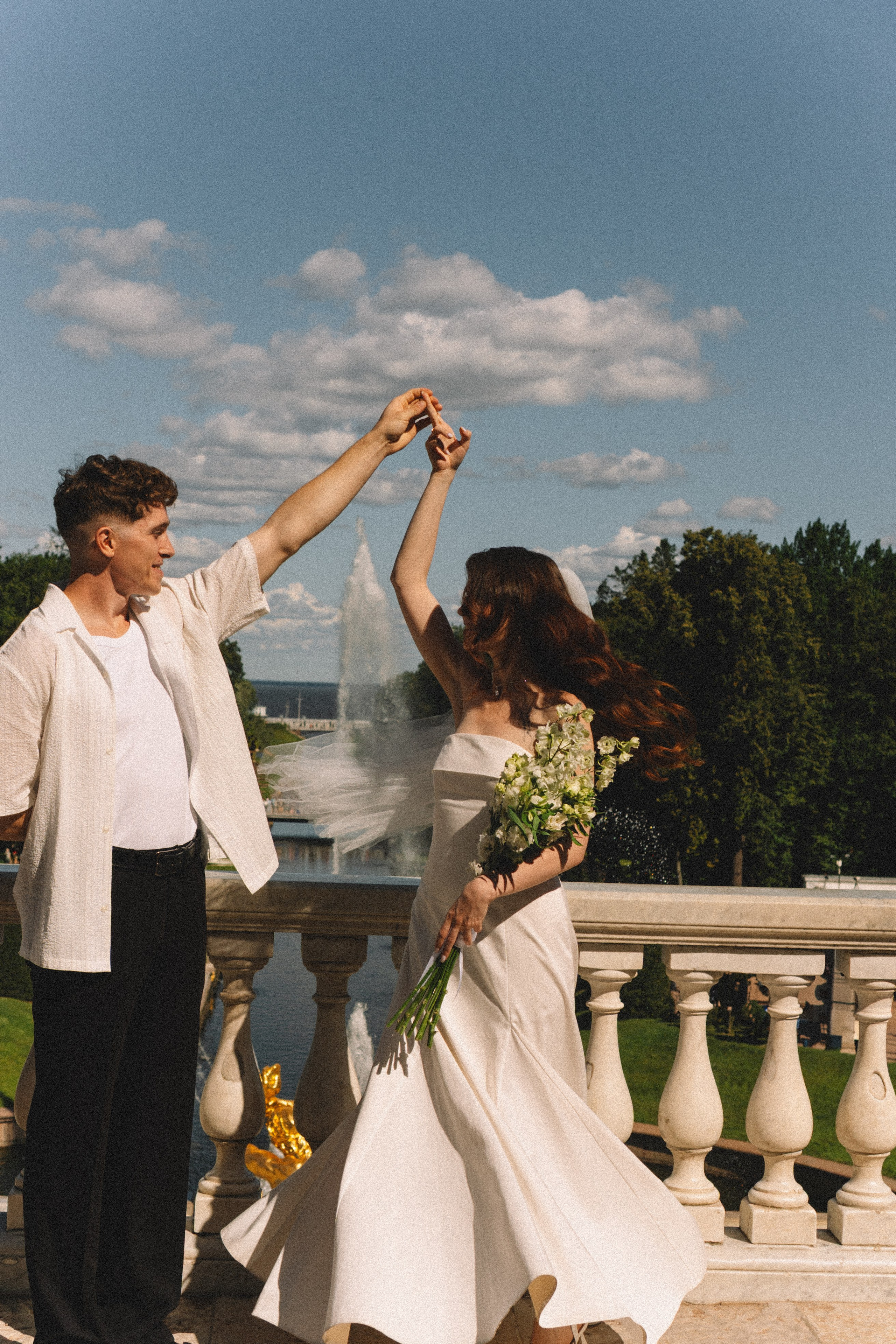 СВАДЕБНАЯ СЬЕМКА В ПЕТЕРГОФЕ И СЬЕМКА РЕПОРТАЖА В ЗАГСЕ ПЕТЕРГОФА. Профессиональный фотограф, Санкт-Петербург — Виктория Богомолова