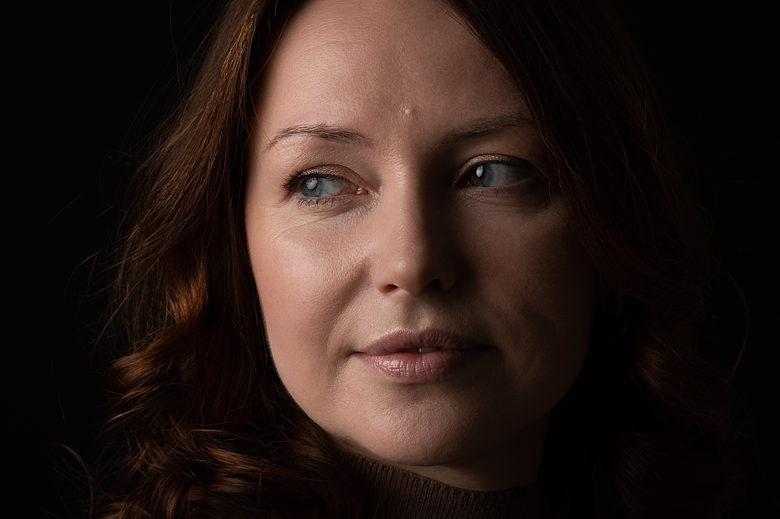 Юлия. ФОТОГРАФ РАДОСТИ Фотосессия в студии СПб. Портретный фотограф — Юрий Торлопов