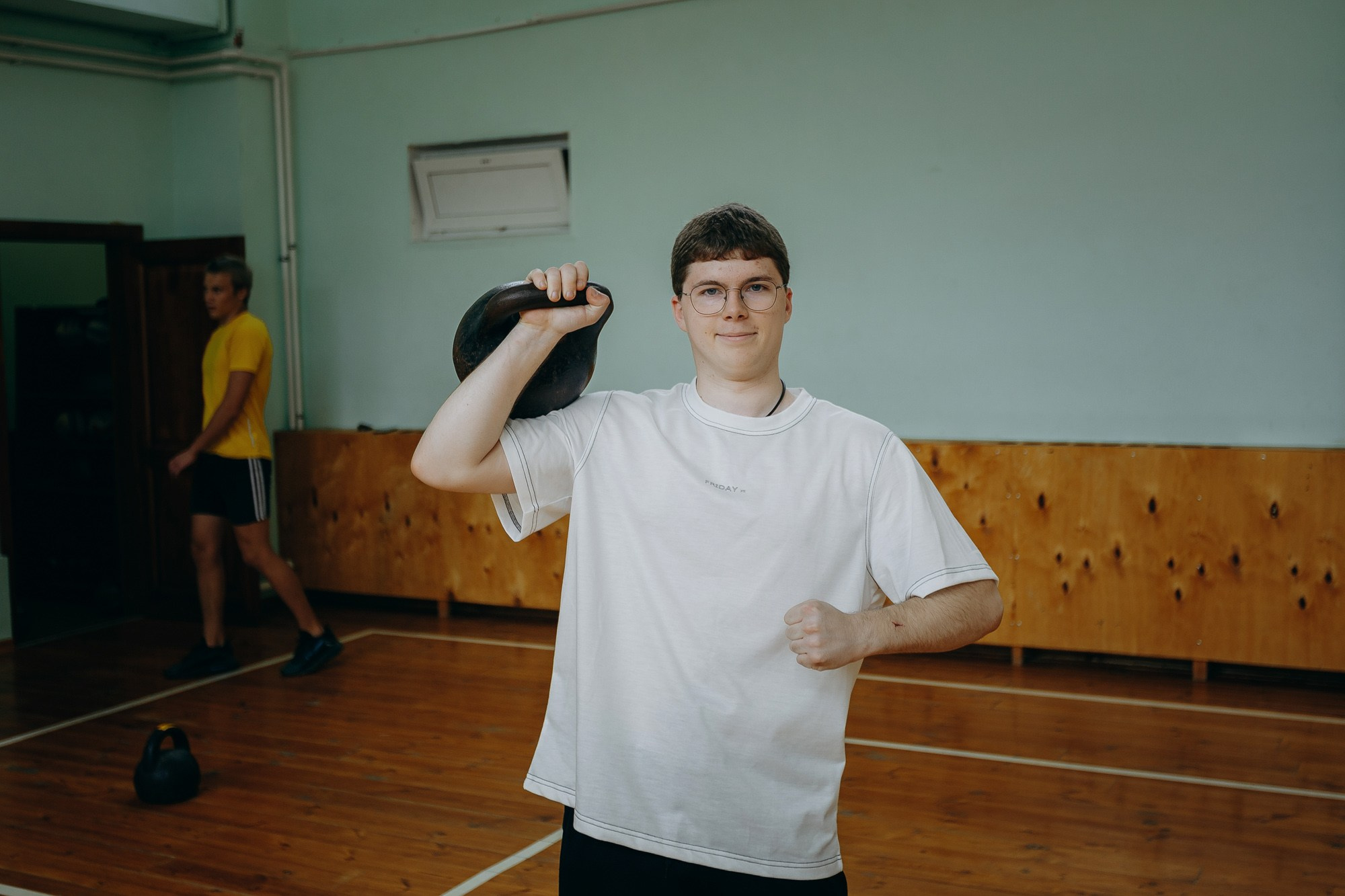 Выпускники Гимназия № 5 фотосессия в школе. Фотограф Барнаул Быстро-Качественно опыт 15+лет