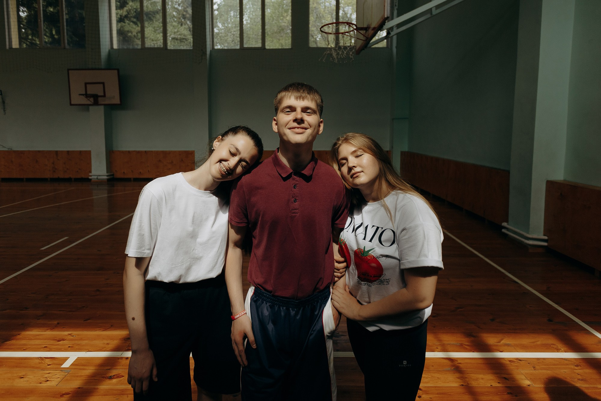 Выпускники Гимназия № 5 фотосессия в школе. Фотограф Барнаул Быстро-Качественно опыт 15+лет