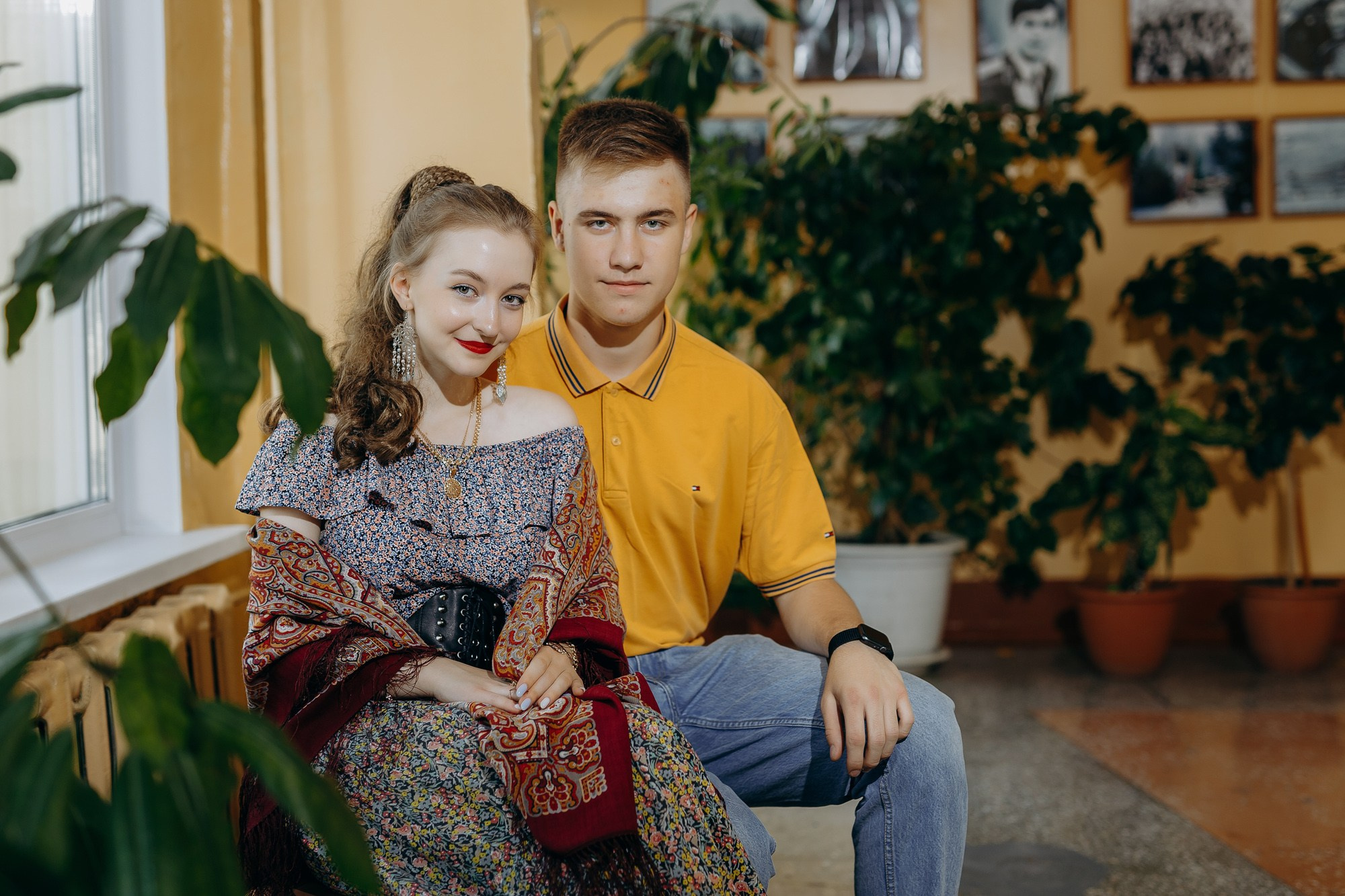 Выпускники Гимназия № 5 фотосессия в школе. Фотограф Барнаул Быстро-Качественно опыт 15+лет