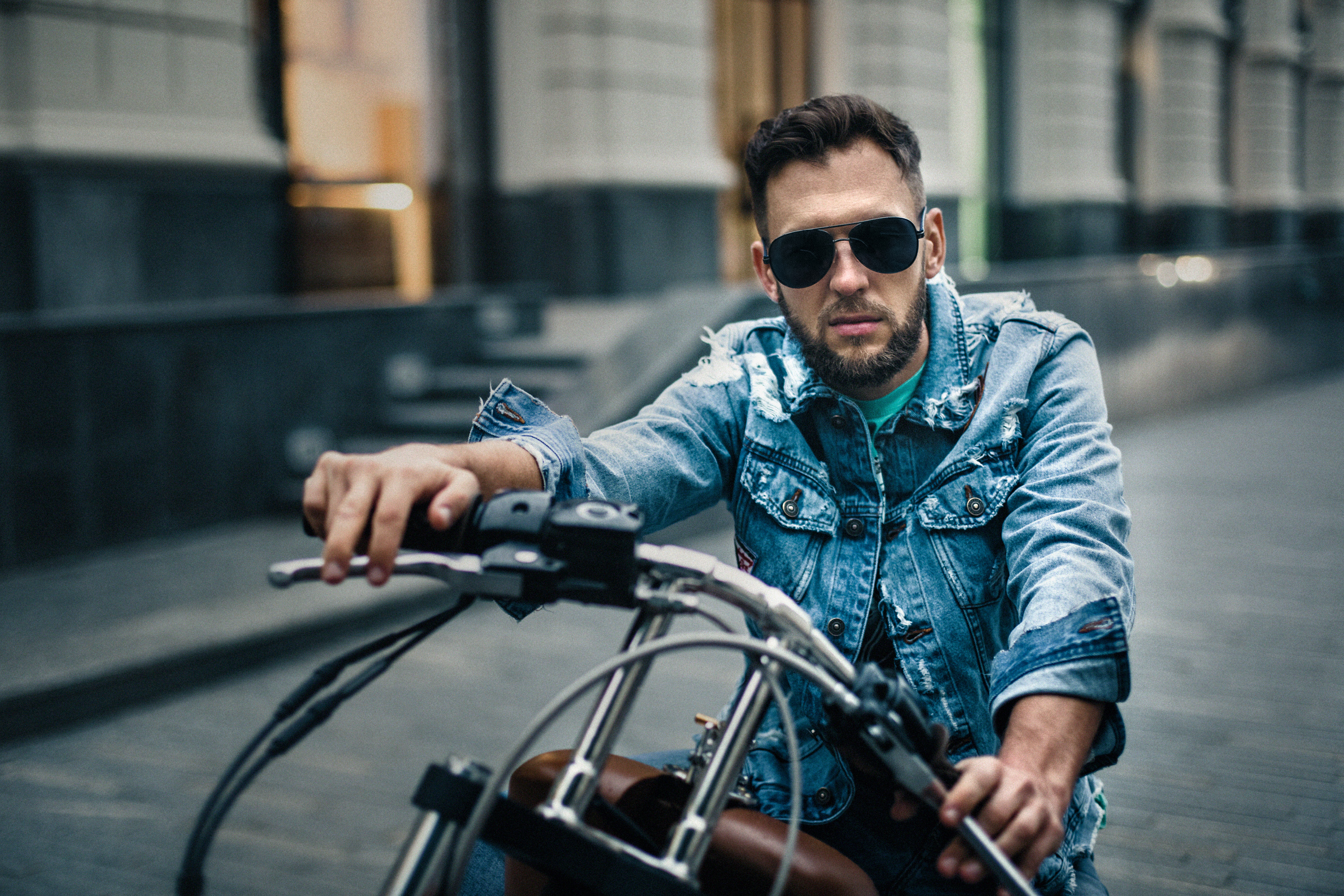 Мужская фотосессия с мотоциклом, фотограф Ксения Шекк. Свадебный и семейный фотограф Ксения Шекк Екатеринбург