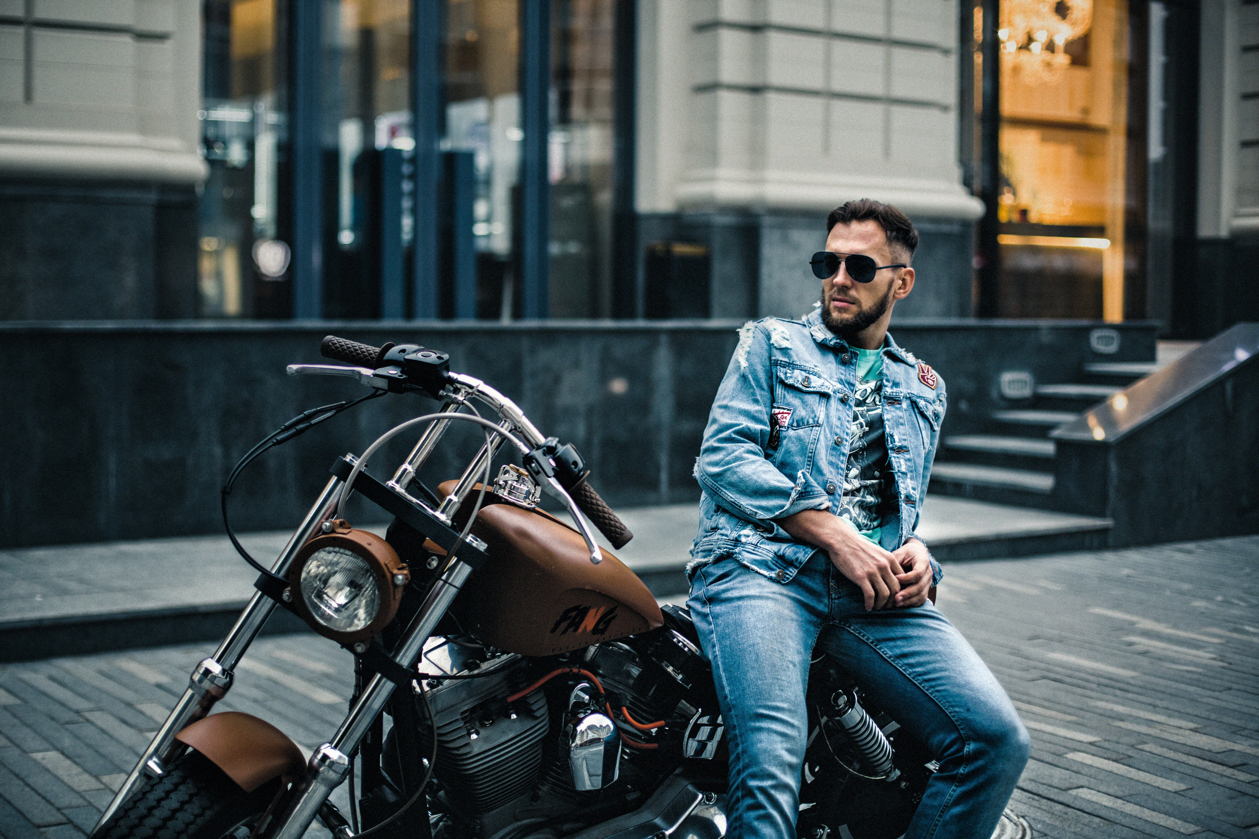 Мужская фотосессия с мотоциклом, фотограф Ксения Шекк. Свадебный и семейный фотограф Ксения Шекк Екатеринбург