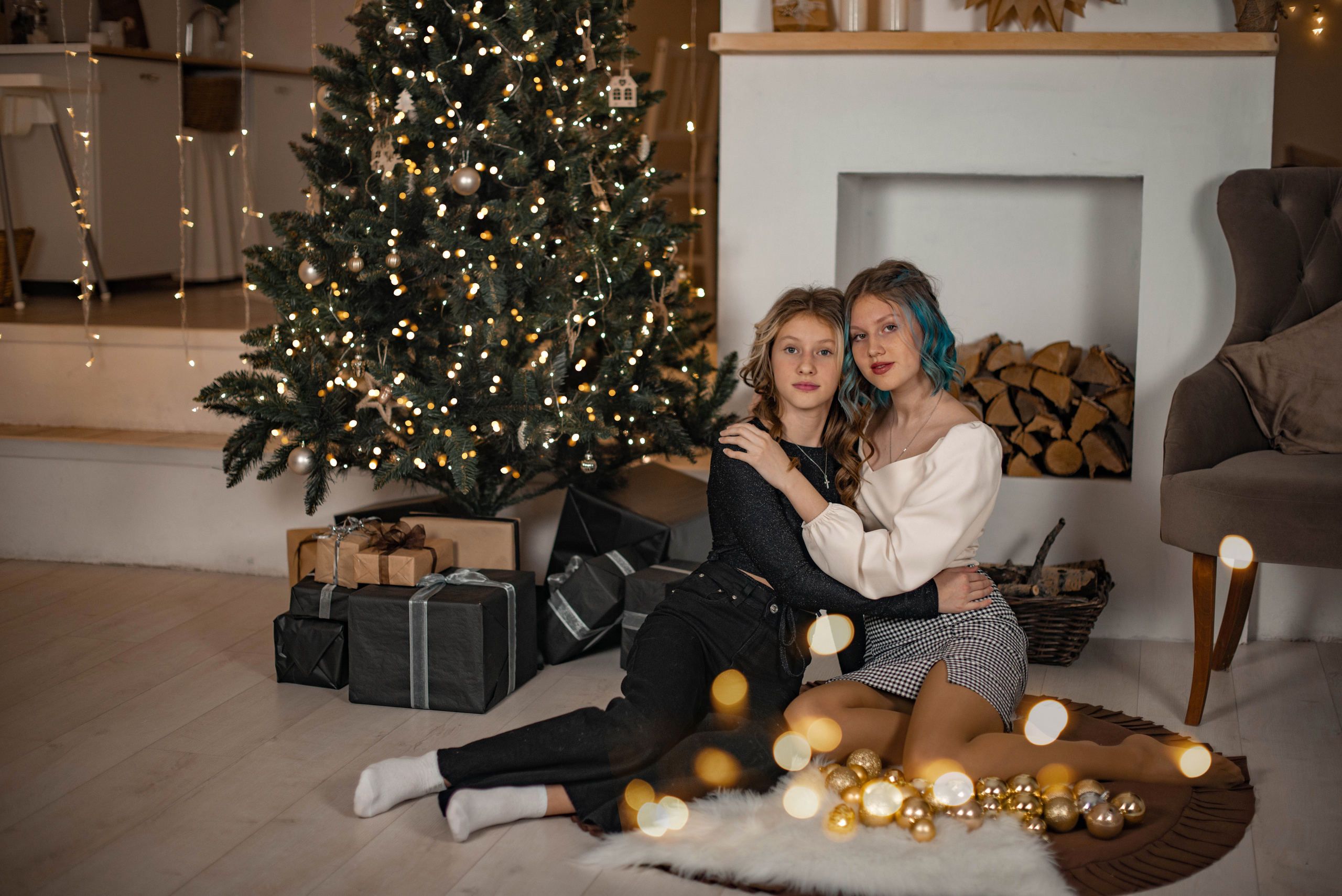 Полина с сестренкой. Семейный и свадебный фотограф в Абакане Юлия Су